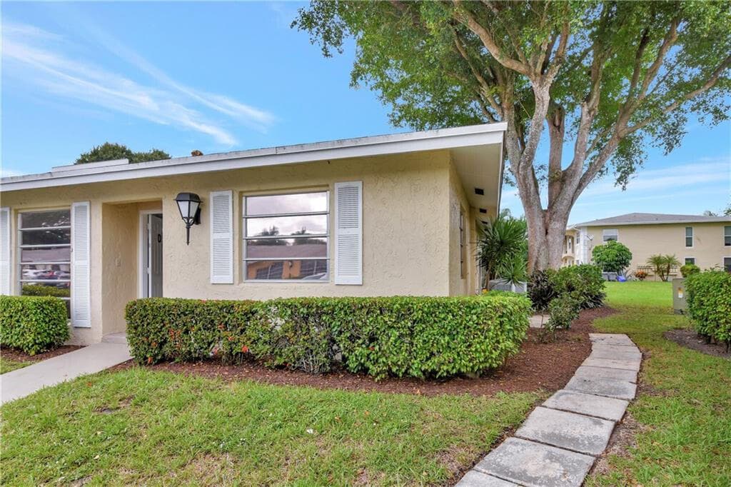 13725 Flora Place D, Delray Beach, FL 33484 12