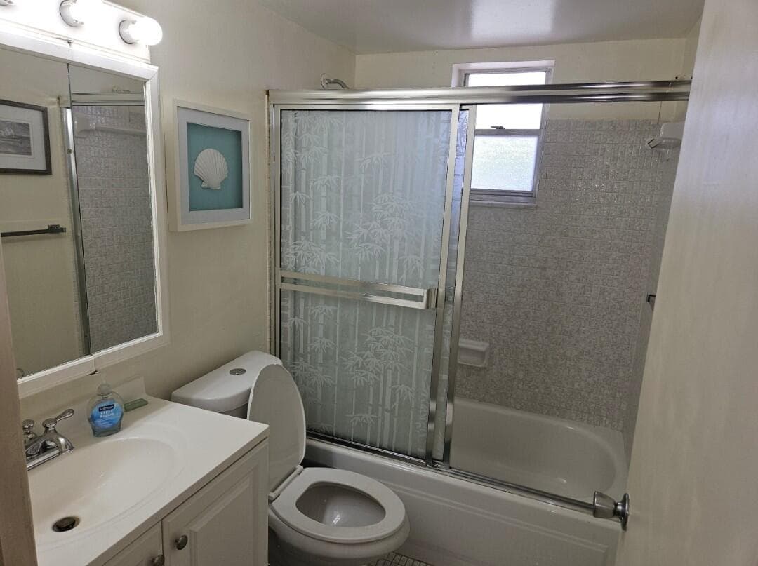 2581 N Garden 202 Drive N 202, Lake Worth, FL 33461 5
