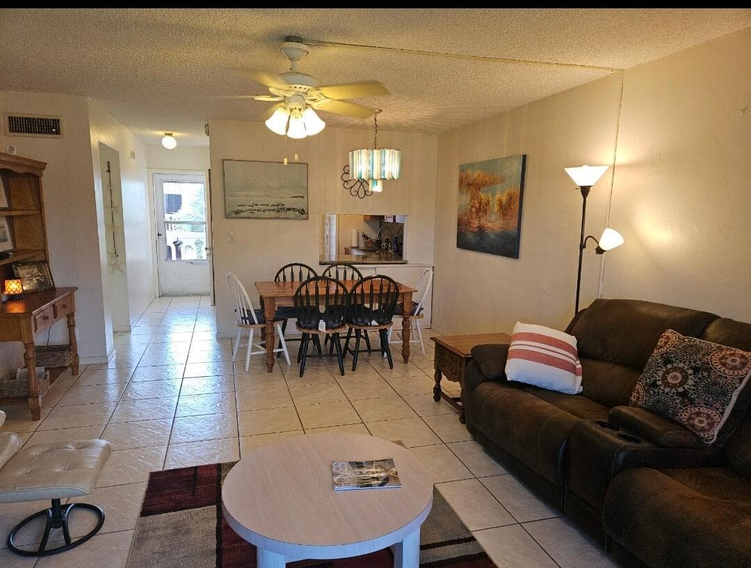2581 N Garden 202 Drive N 202, Lake Worth, FL 33461 8