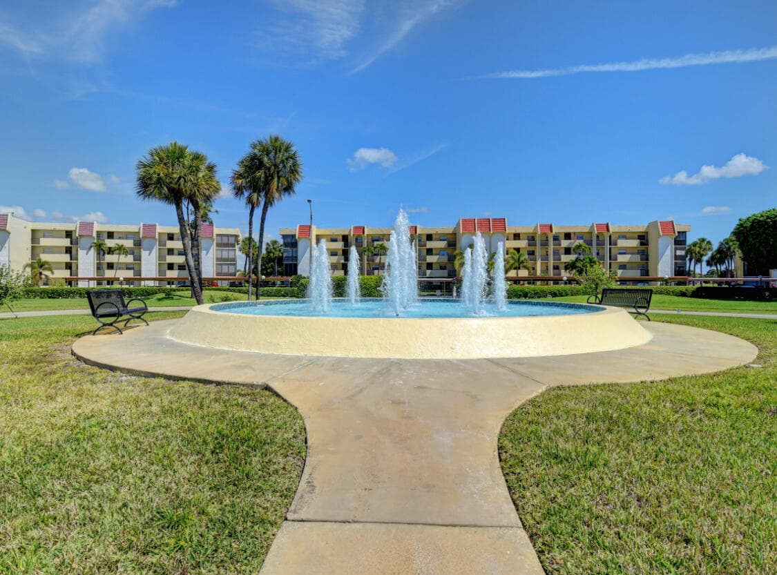 23249 Barwood Lane 402, Boca Raton, FL 33428 16