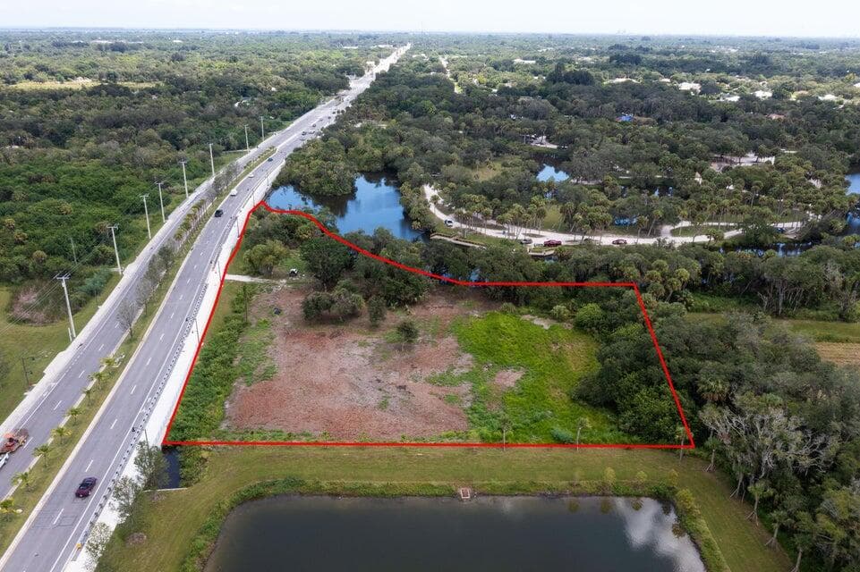 2083 W Midway Road, Fort Pierce, FL 34981 17