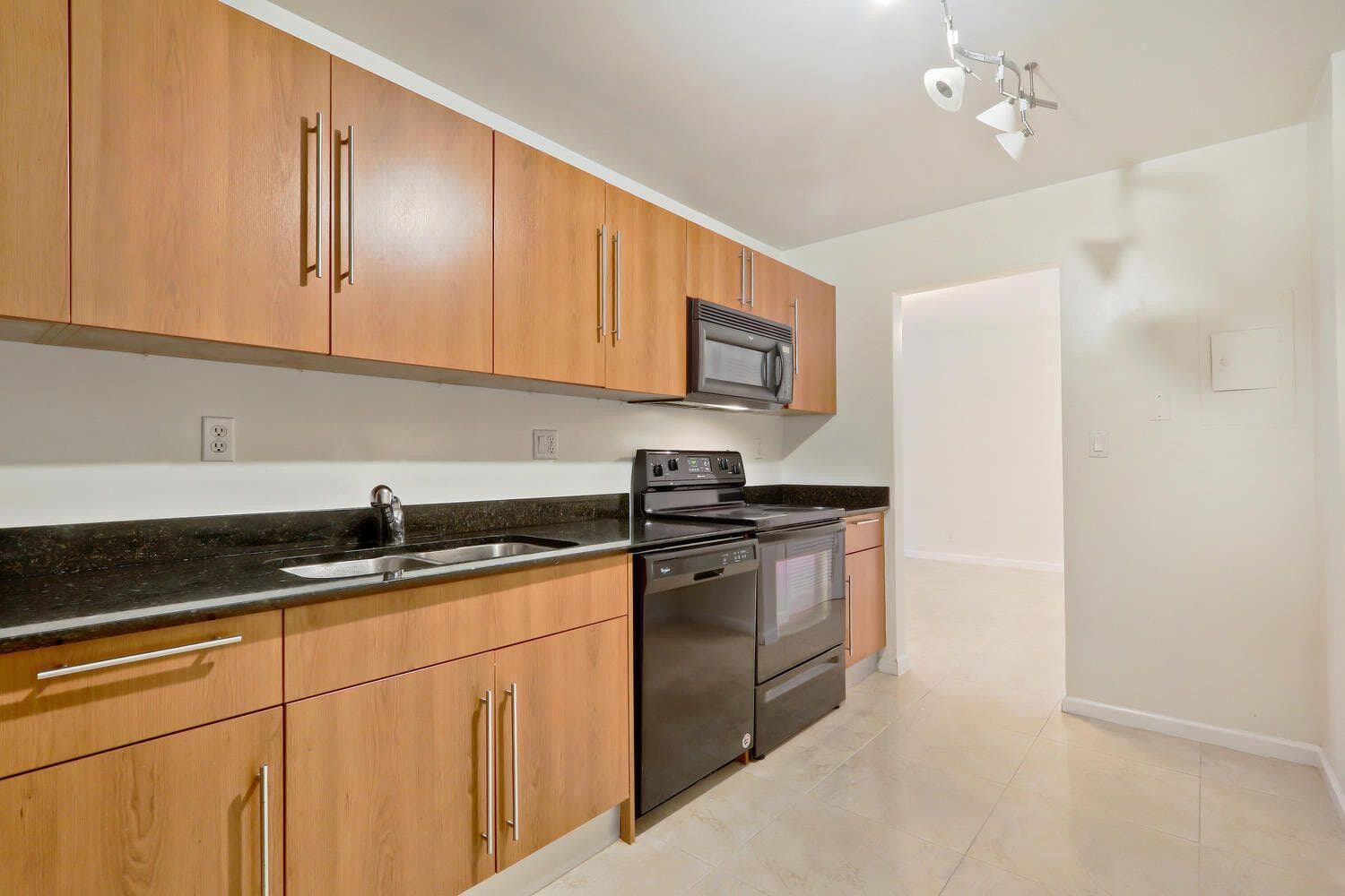 3001 S Ocean Drive 201, Hollywood, FL 33019 10