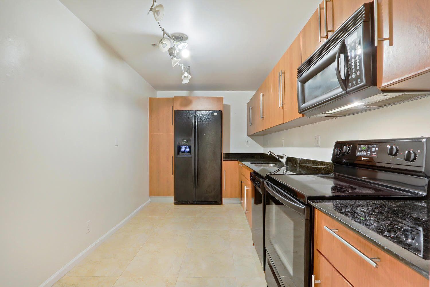 3001 S Ocean Drive 201, Hollywood, FL 33019 12