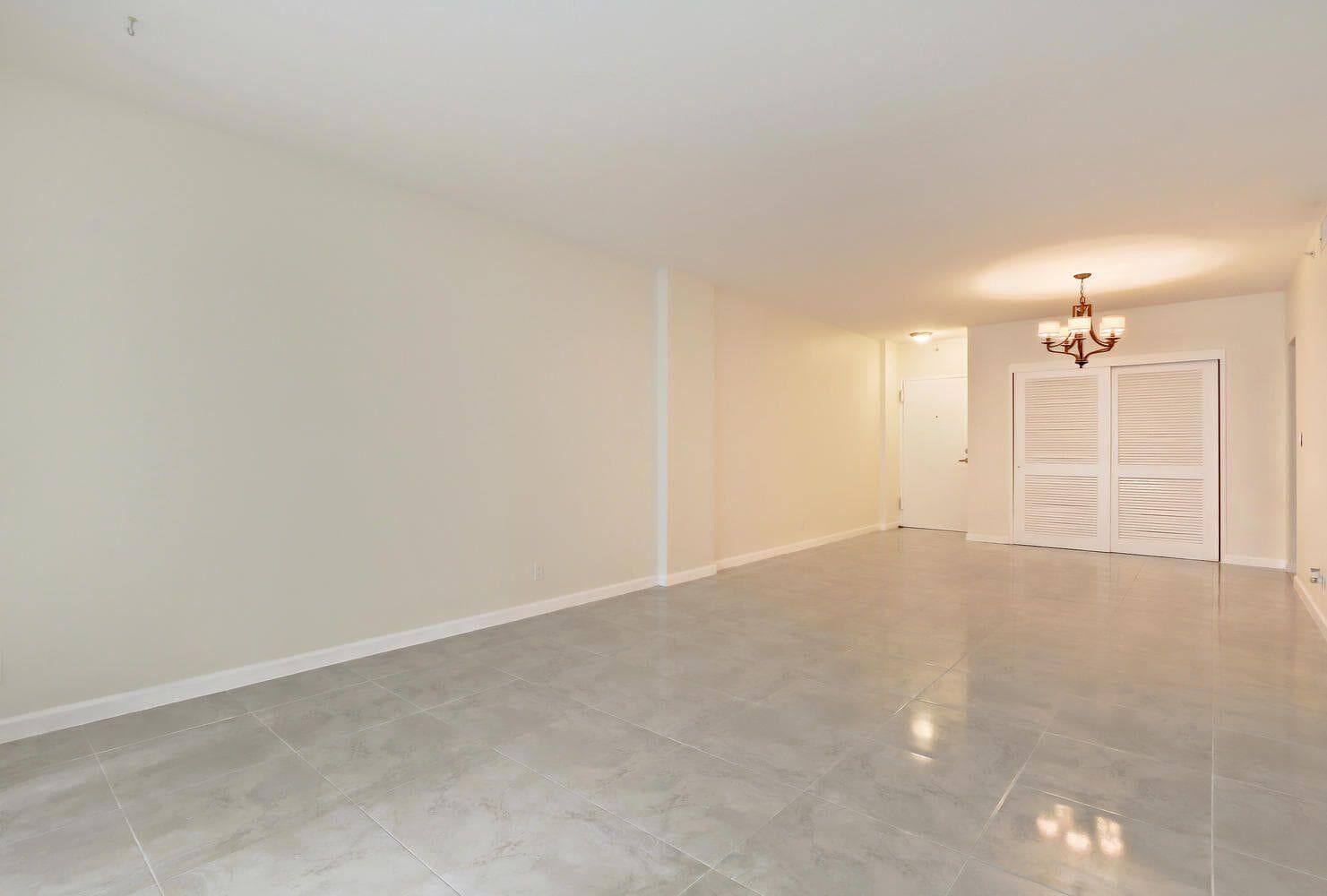 3001 S Ocean Drive 201, Hollywood, FL 33019 4