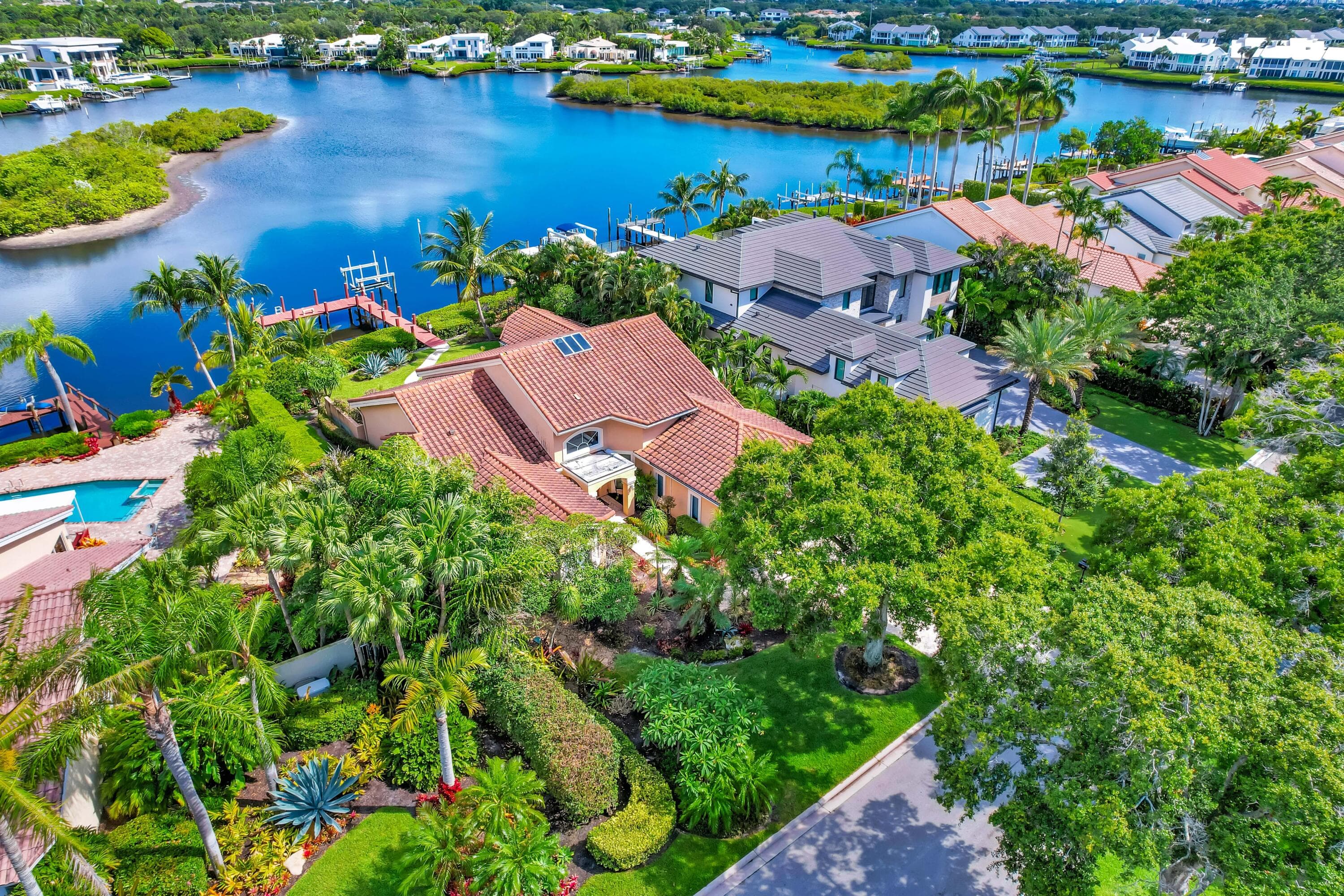 102 Victory Drive, Jupiter, FL 33477 8
