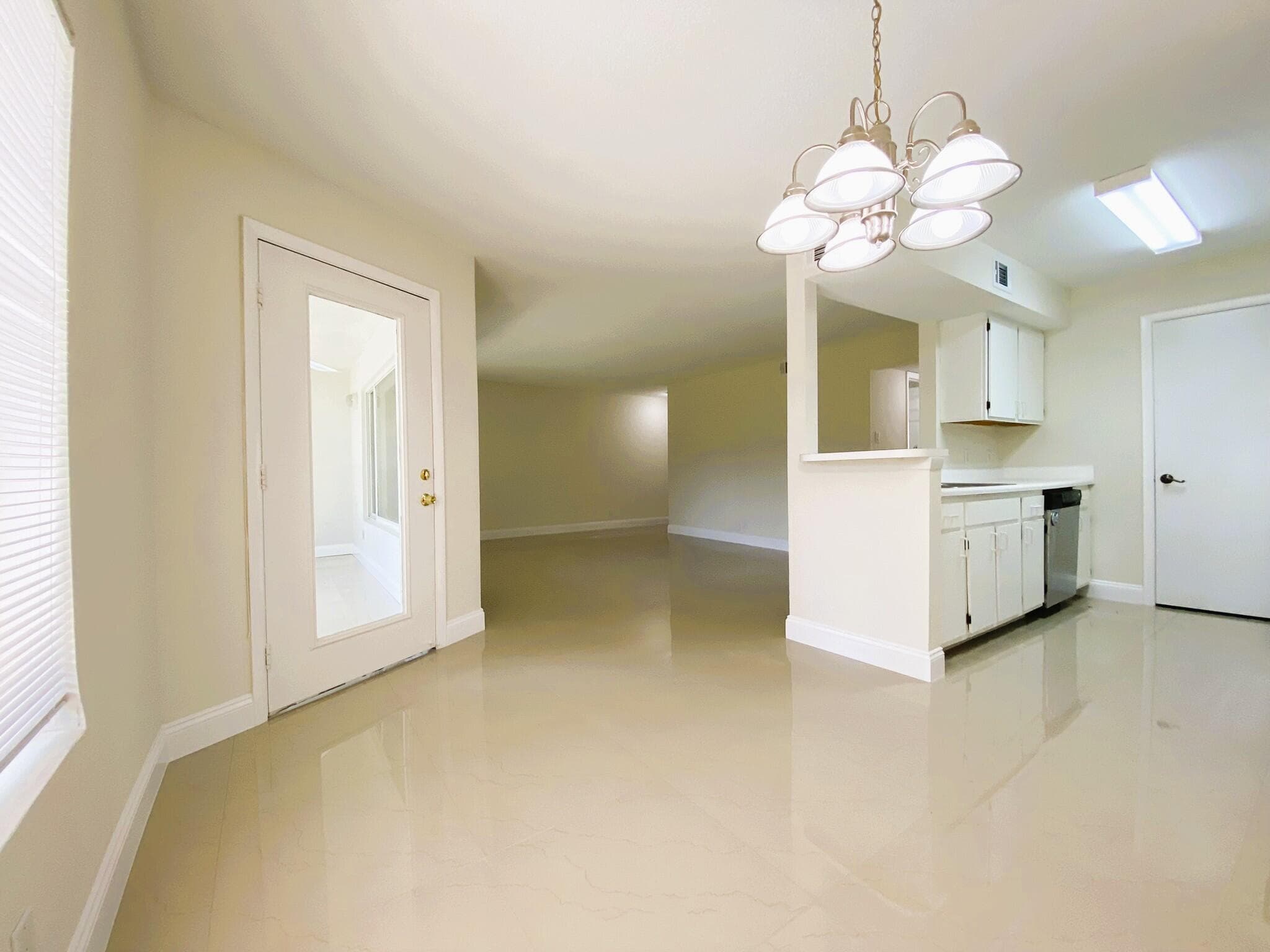 815 W Boynton Beach Boulevard 7-102, Boynton Beach, FL 33426 10