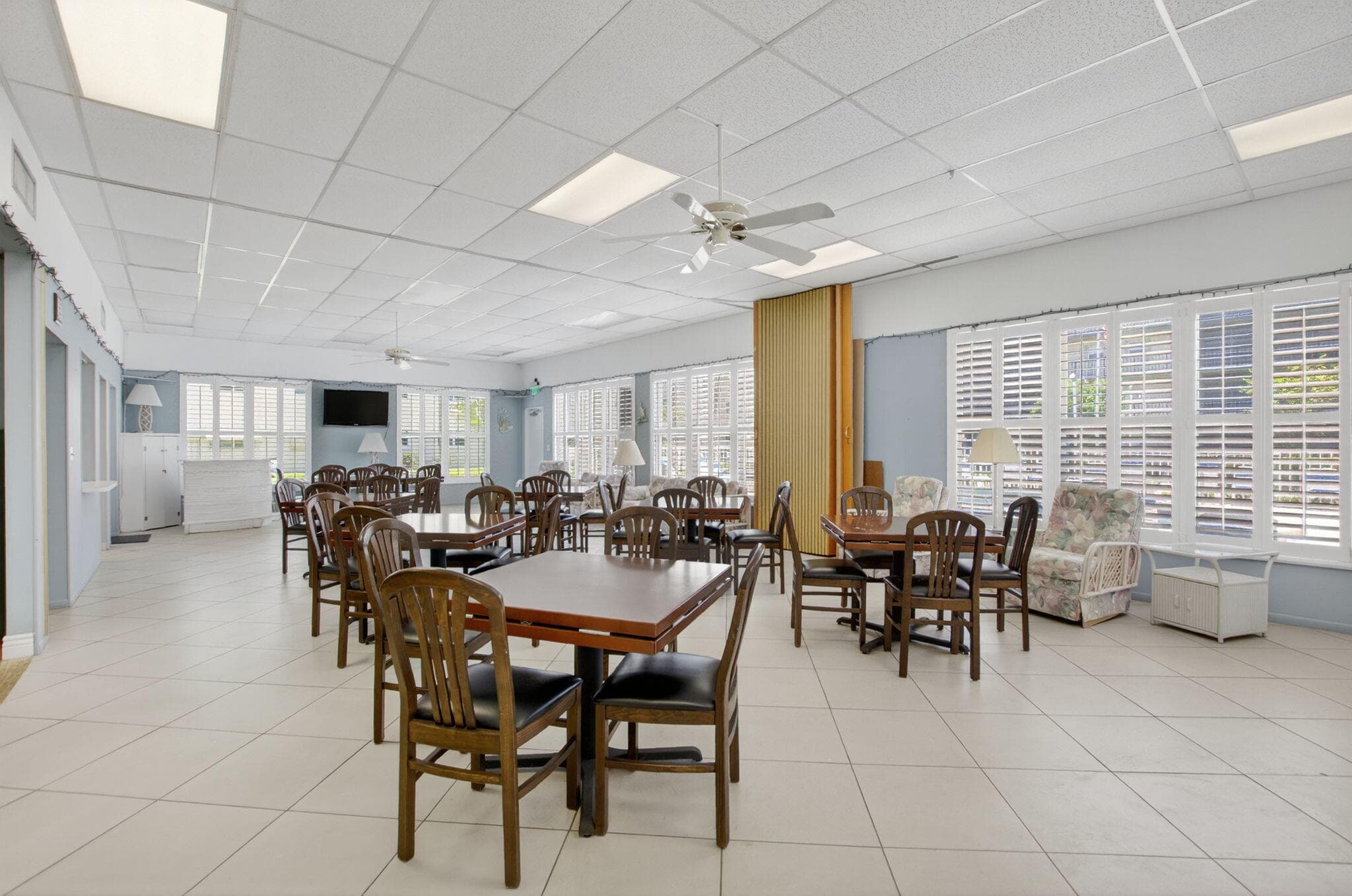 808 SE 7th Street 107, Deerfield Beach, FL 33441 11