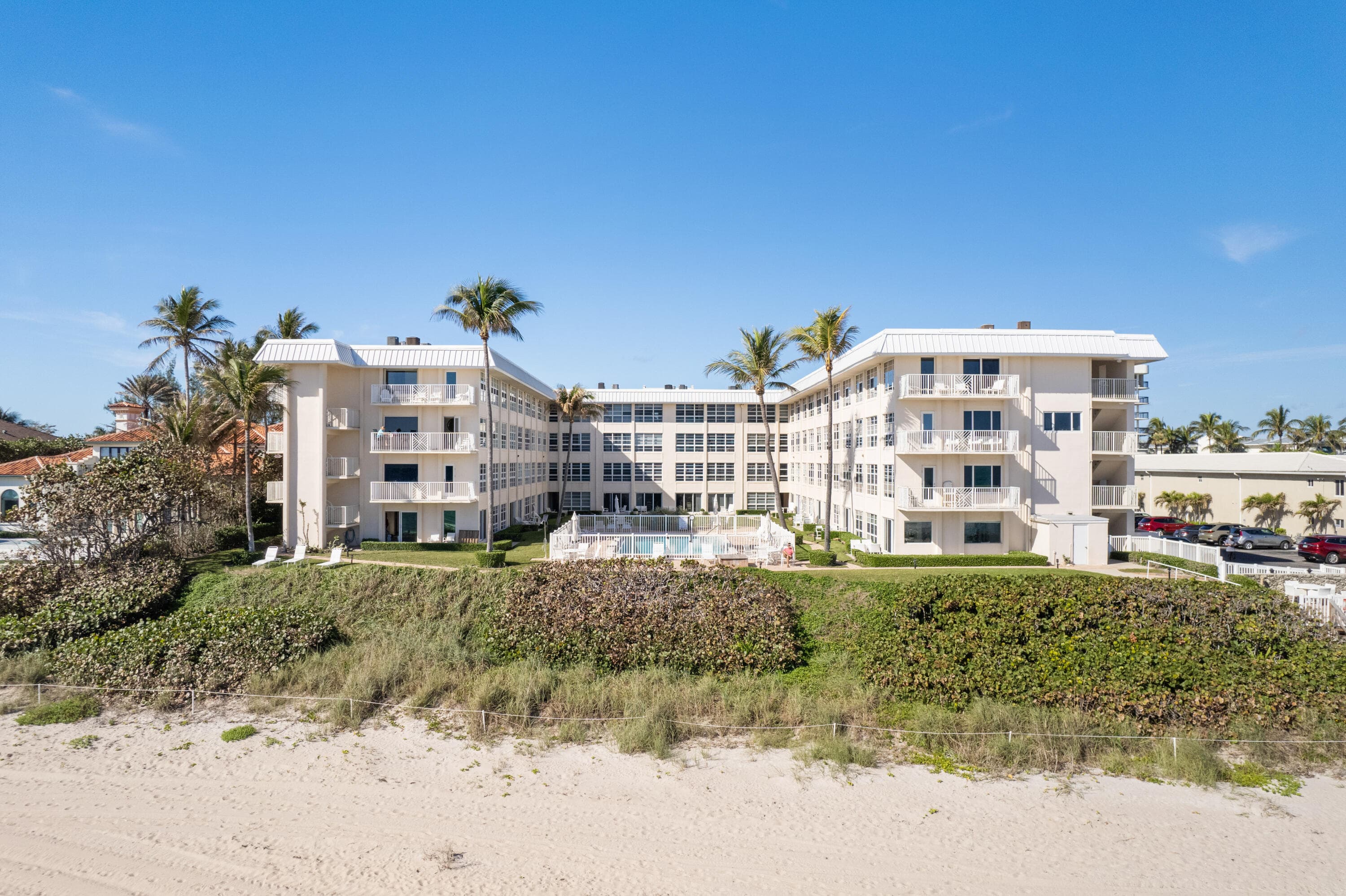 3851 N Ocean Boulevard 307-308, Gulf Stream, FL 33483 25