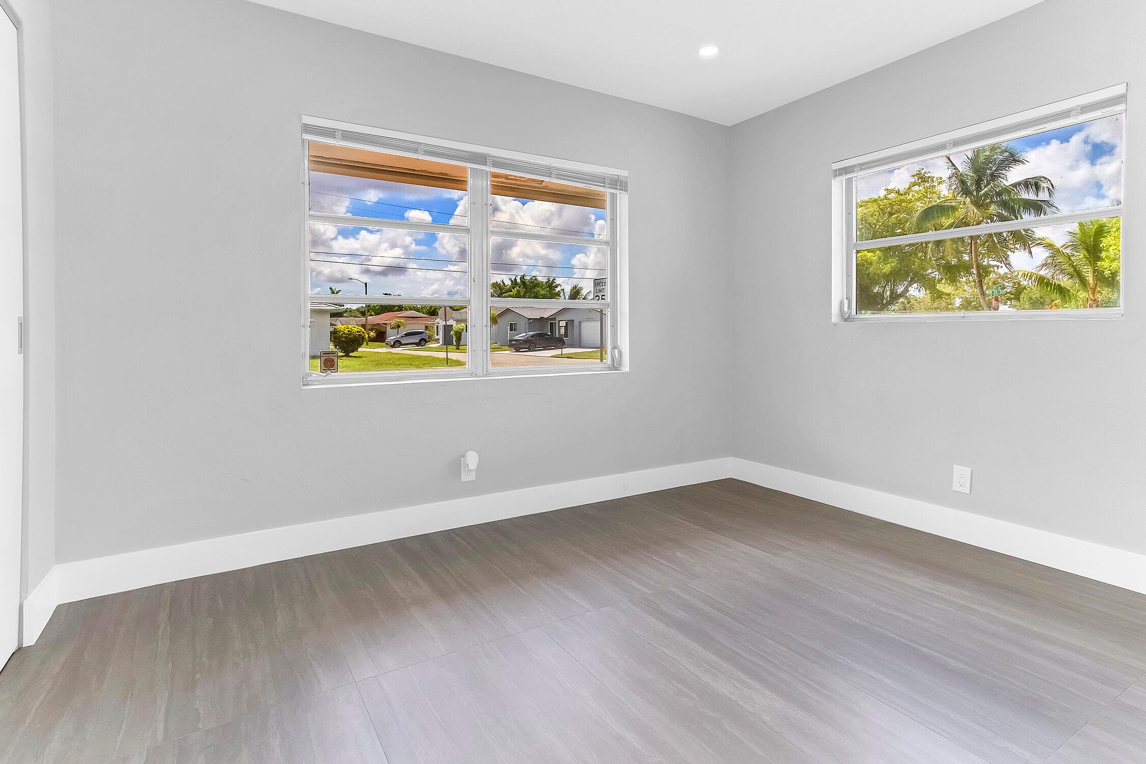 7609 NW 70 Avenue, Tamarac, FL 33321 17