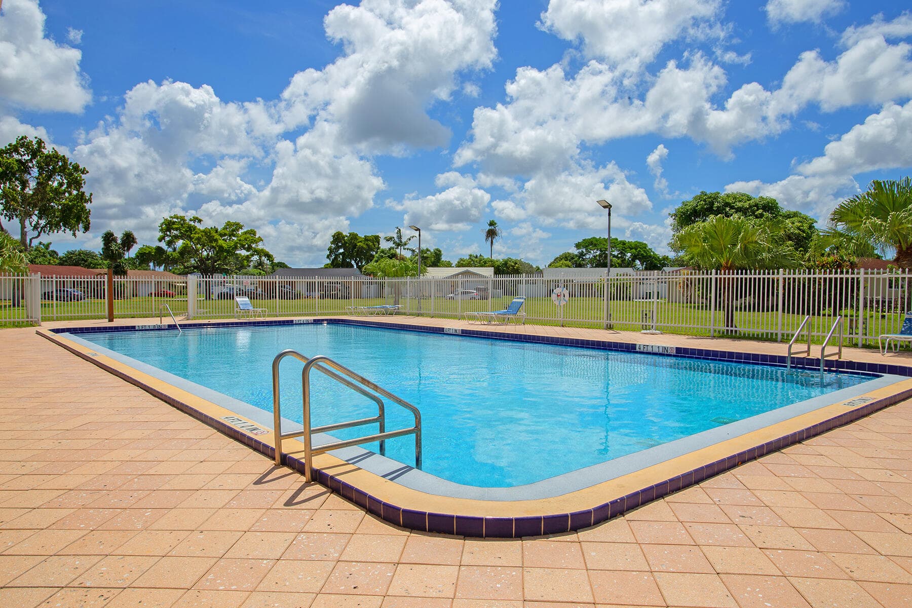 7609 NW 70 Avenue, Tamarac, FL 33321 26
