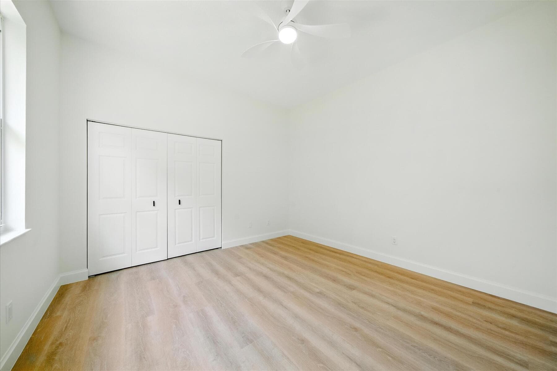 2781 SE Bluem Way, Port St. Lucie, FL 34952 23