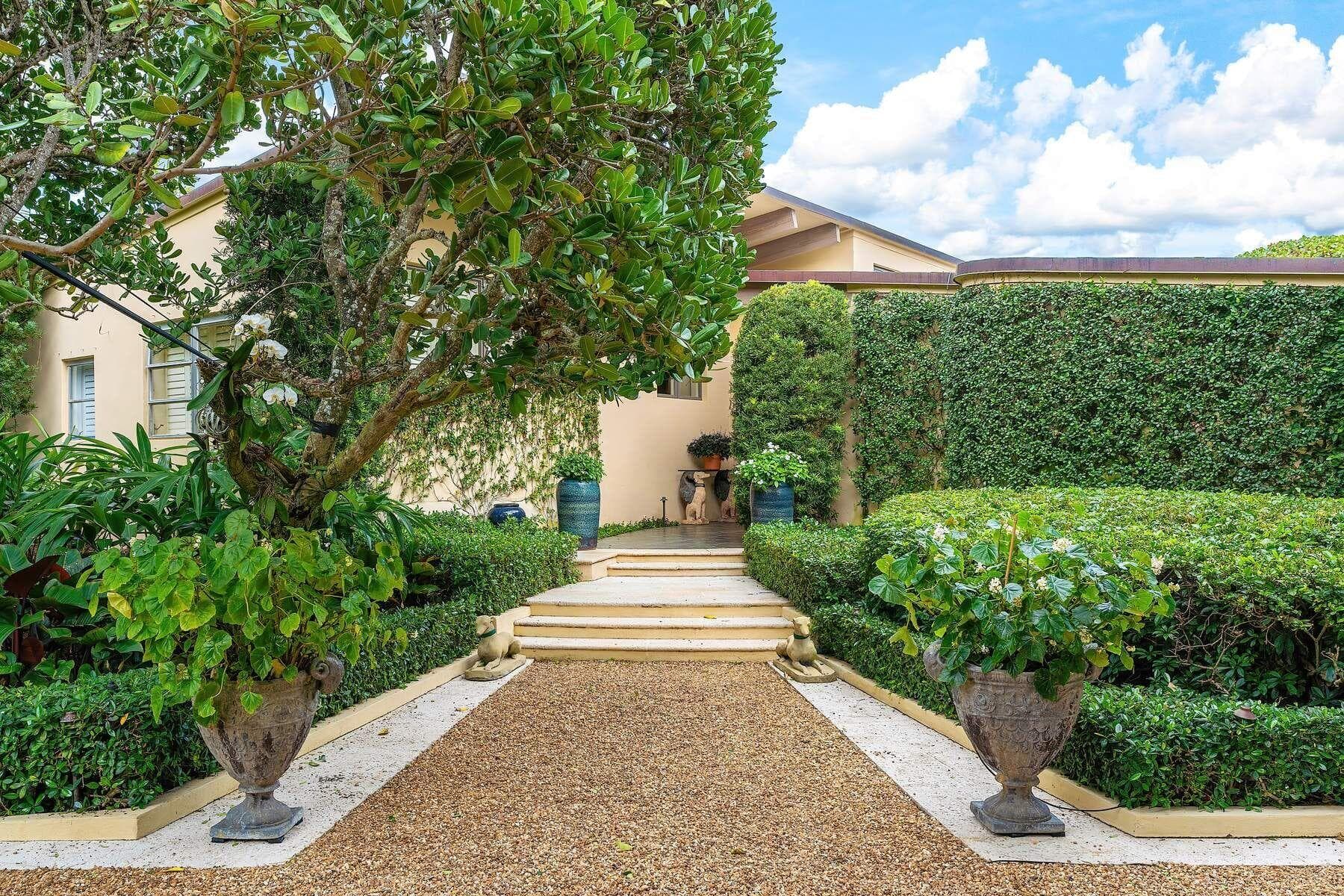 748 Island Drive, Palm Beach, FL 33480 16
