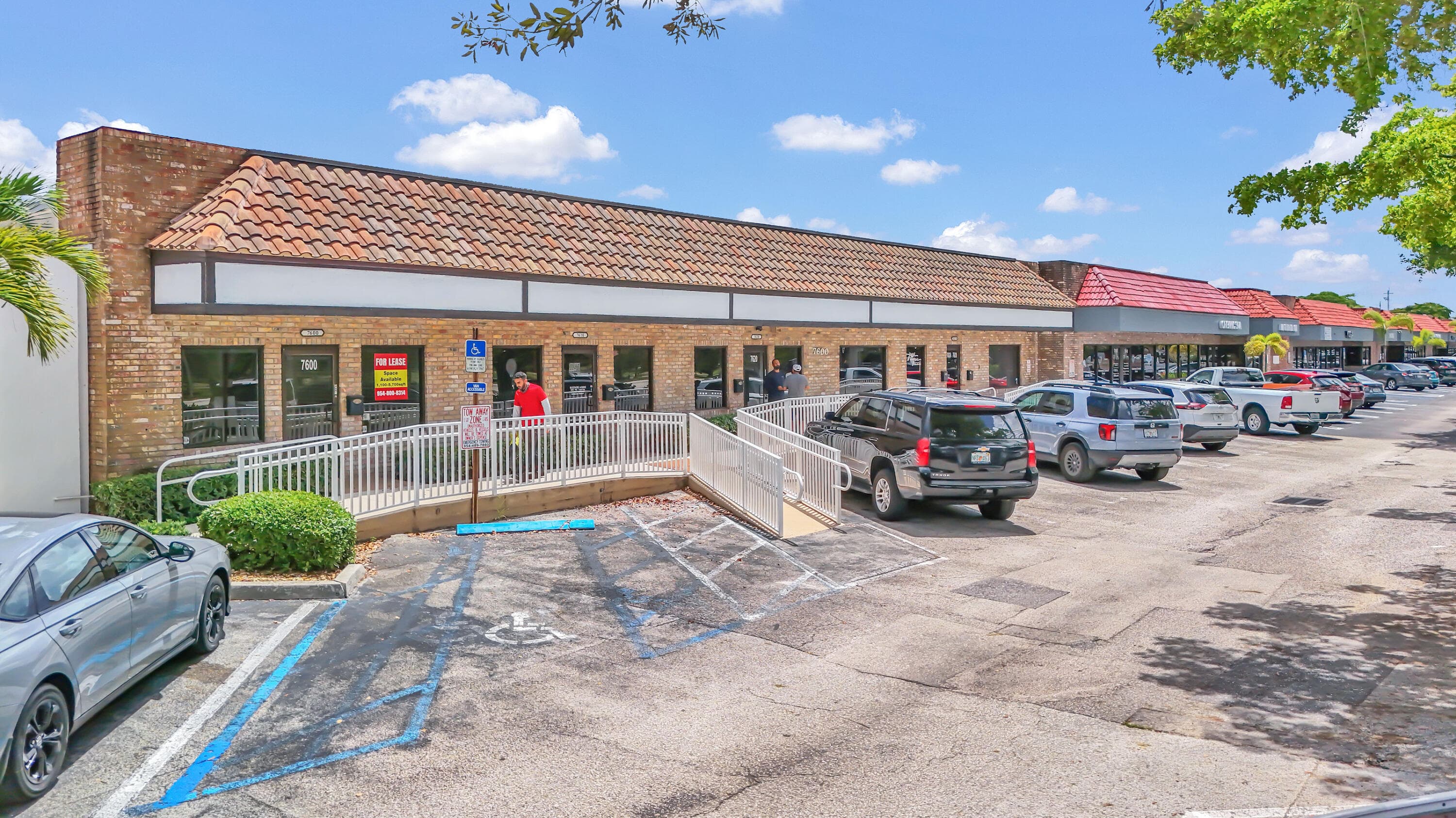 7600 Wiles Road, Coral Springs, FL 33067 18