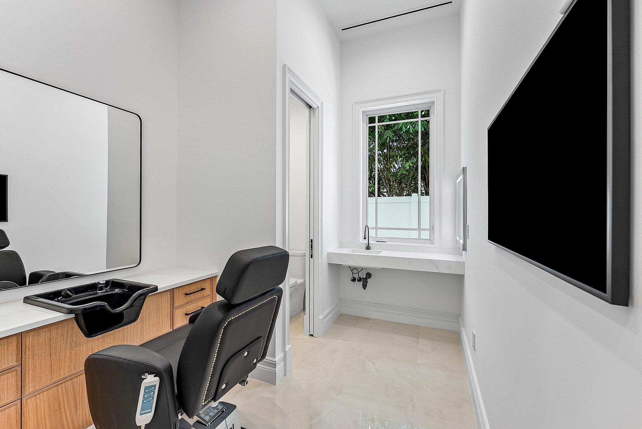 2002 NW 4th Avenue, Delray Beach, FL 33444 38