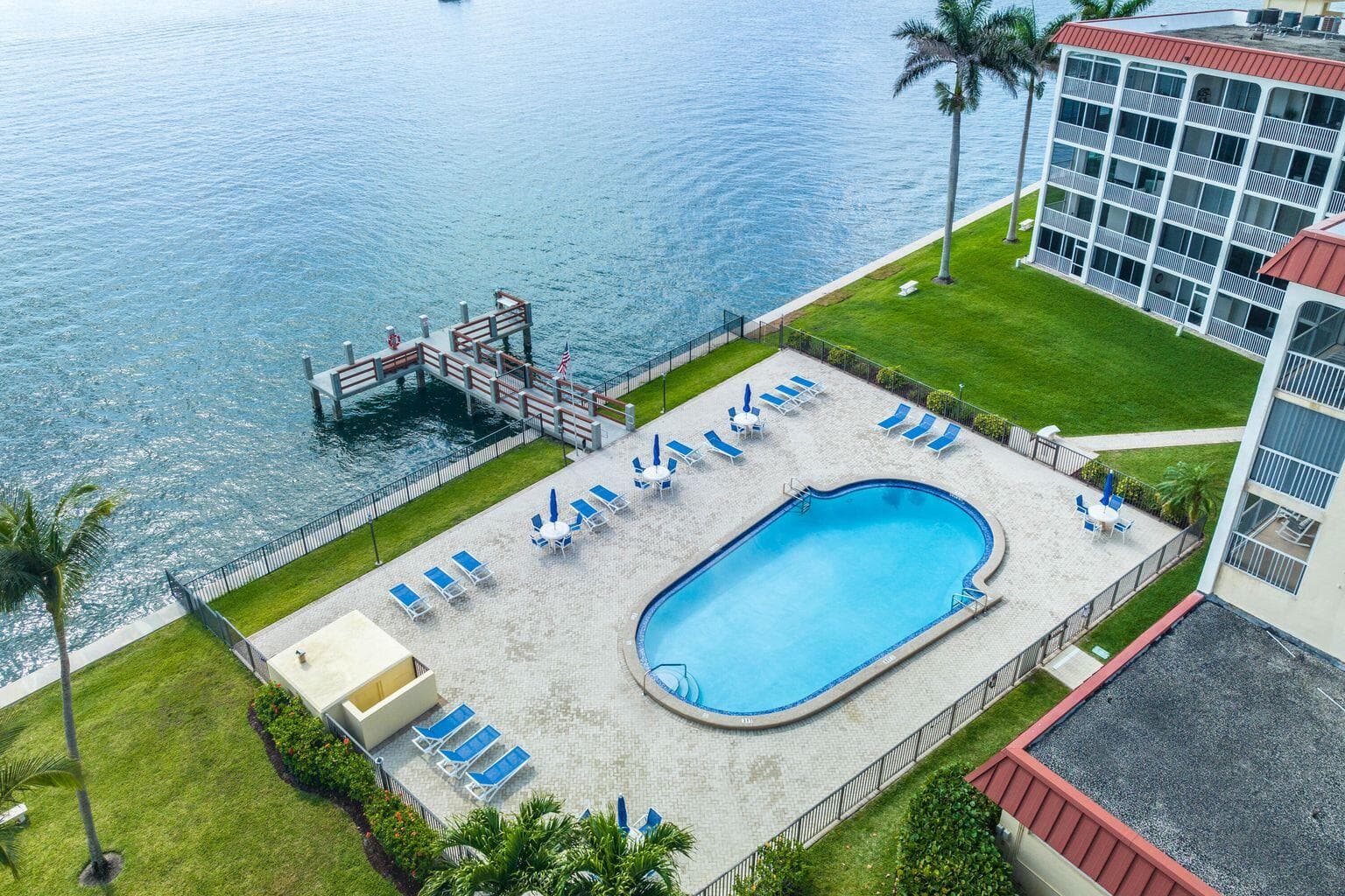 100 Paradise Harbour Boulevard 208, North Palm Beach, FL 33408 30