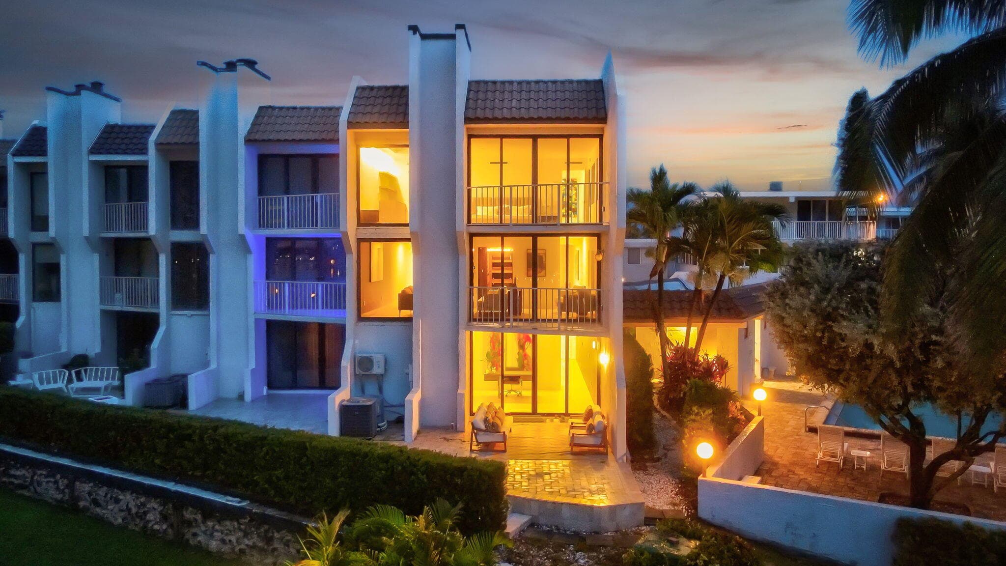 1222 Hillsboro Mile 24, Hillsboro Beach, FL 33062 53