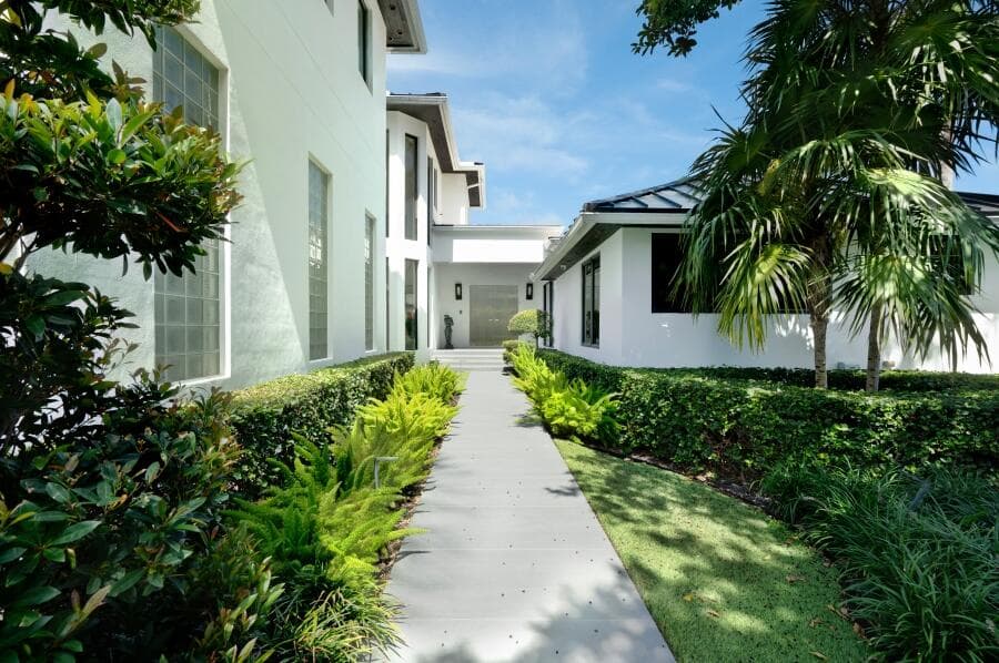 201 Palm Trail, Delray Beach, FL 33483 10