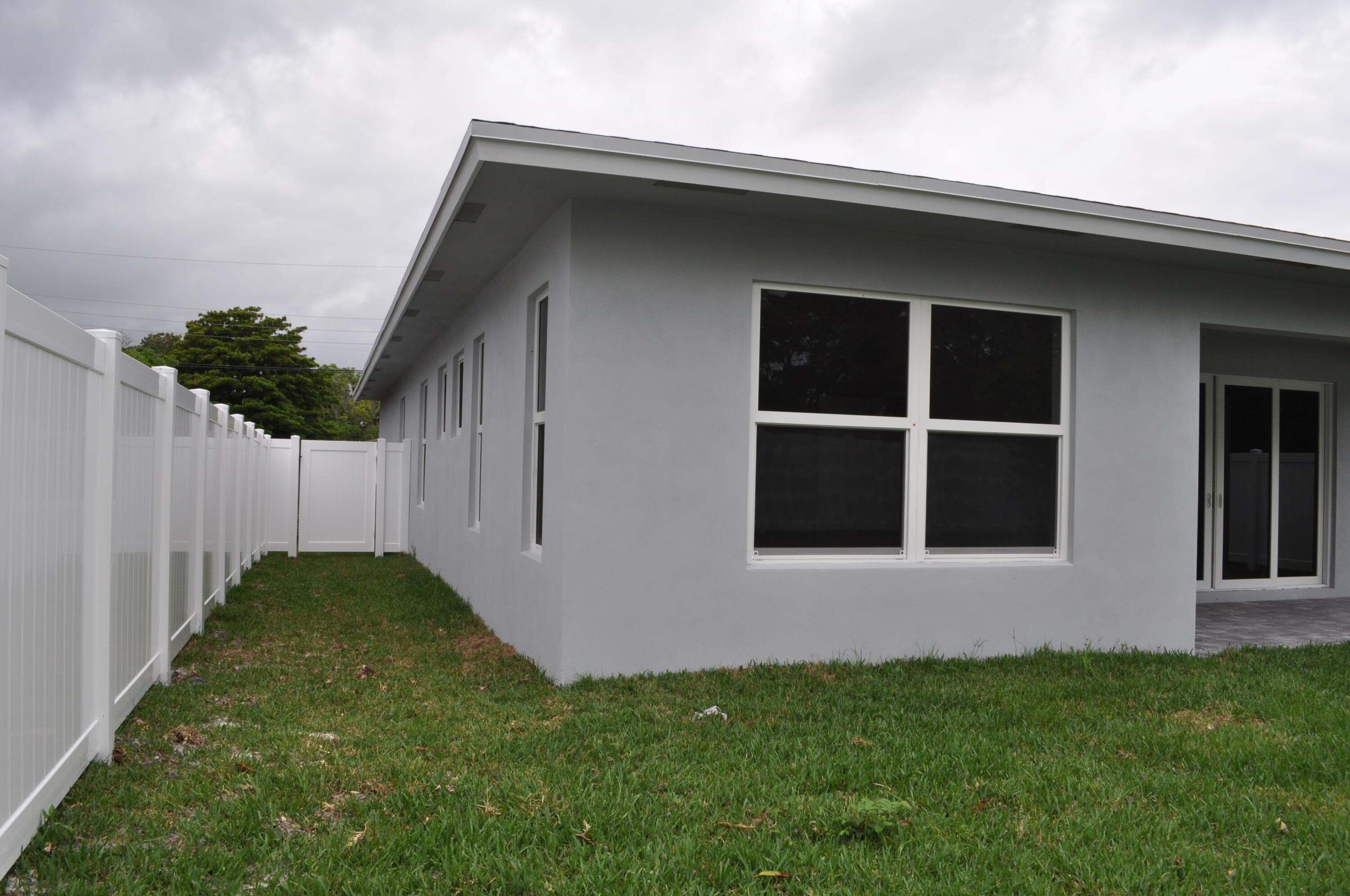 715 NW 1st Street, Delray Beach, FL 33444 36