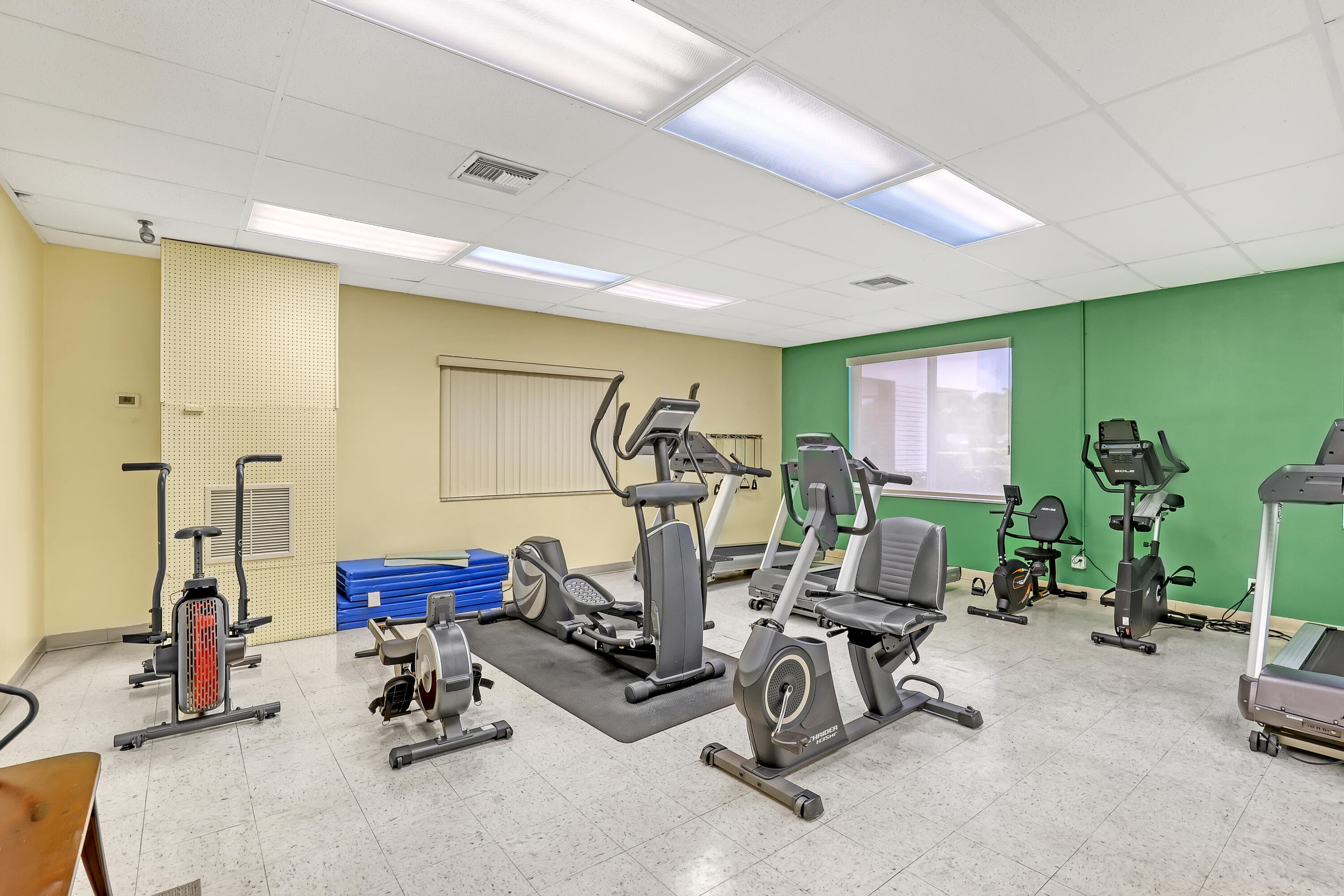 2747 Dudley Drive E D, West Palm Beach, FL 33415 70