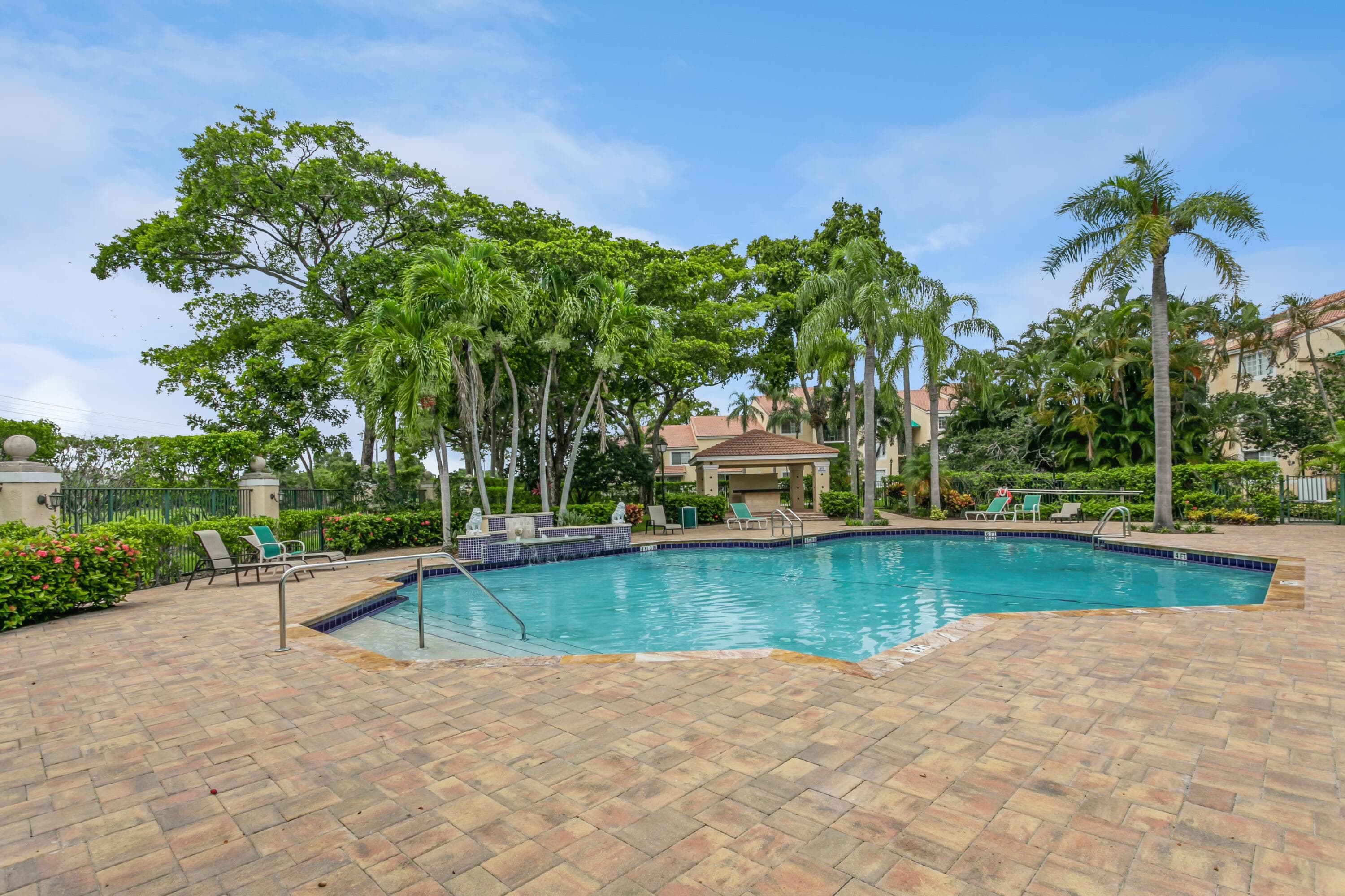1715 Village Boulevard 201, West Palm Beach, FL 33409 25
