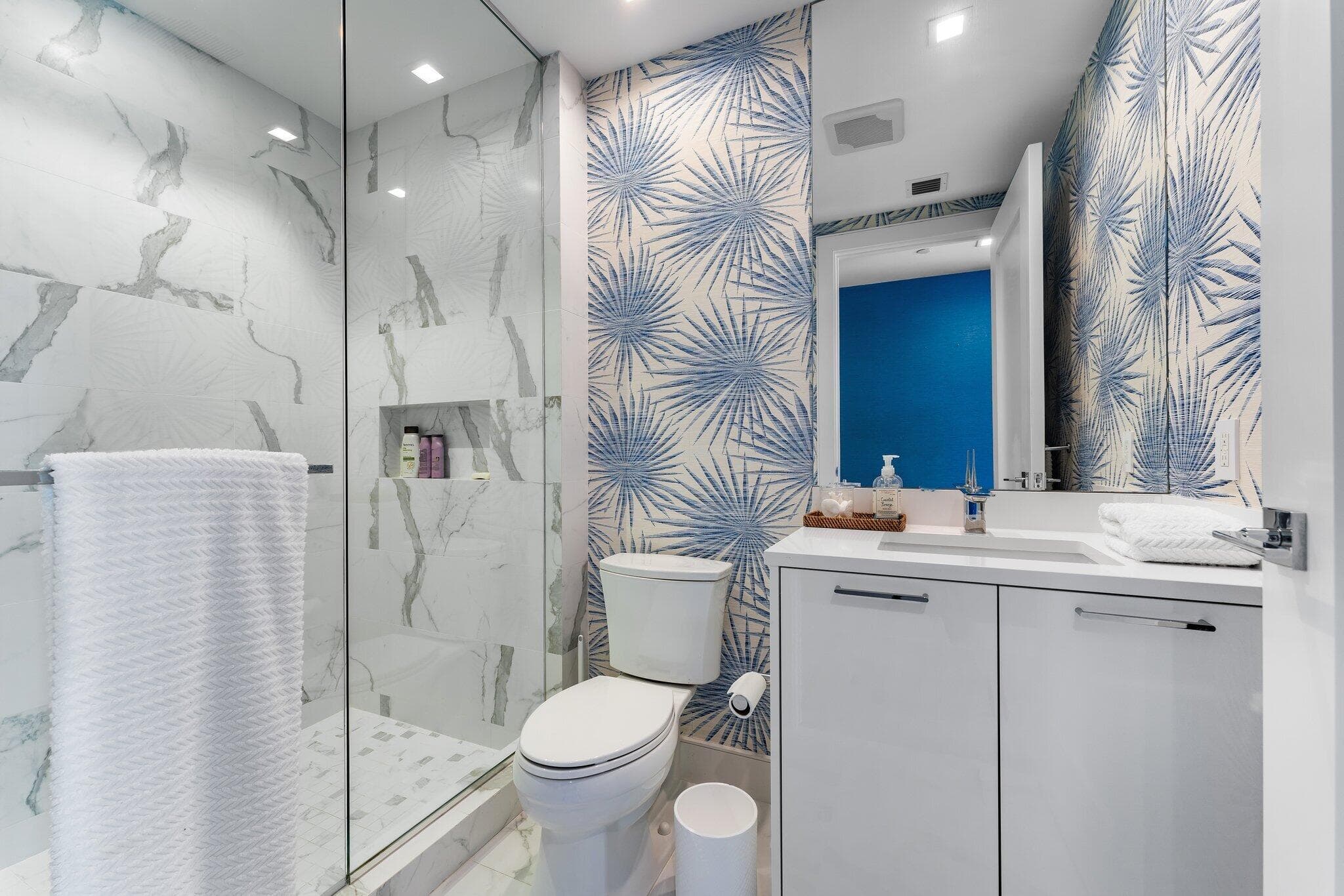 3730 N Ocean Drive 9d, Singer Island, FL 33404 18