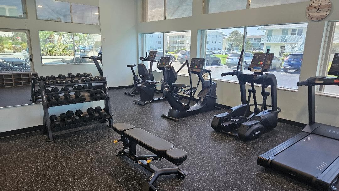 340 Horizons W 102, Boynton Beach, FL 33435 32
