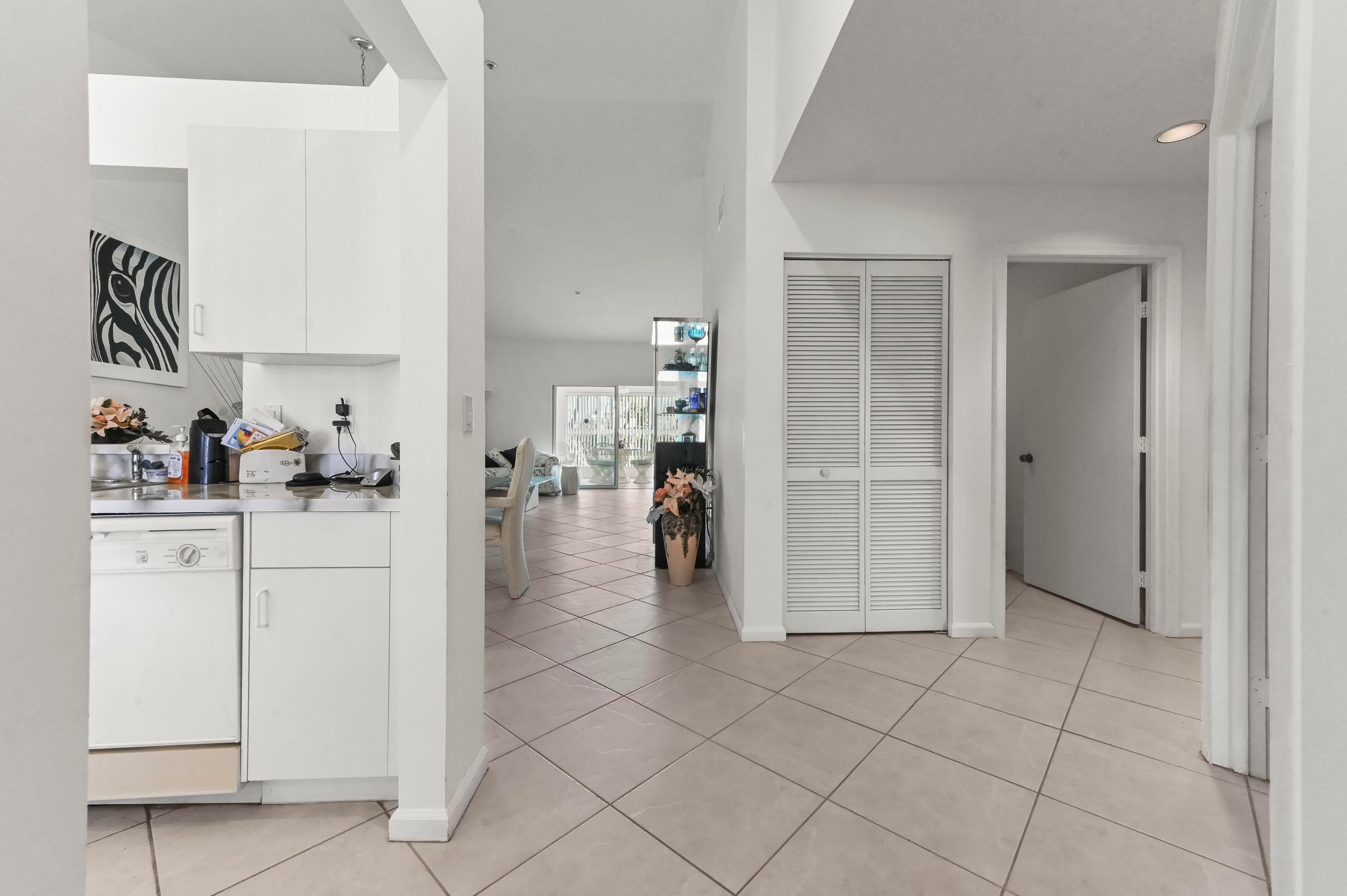 5952 Regal Glen Drive 207, Boynton Beach, FL 33437 2