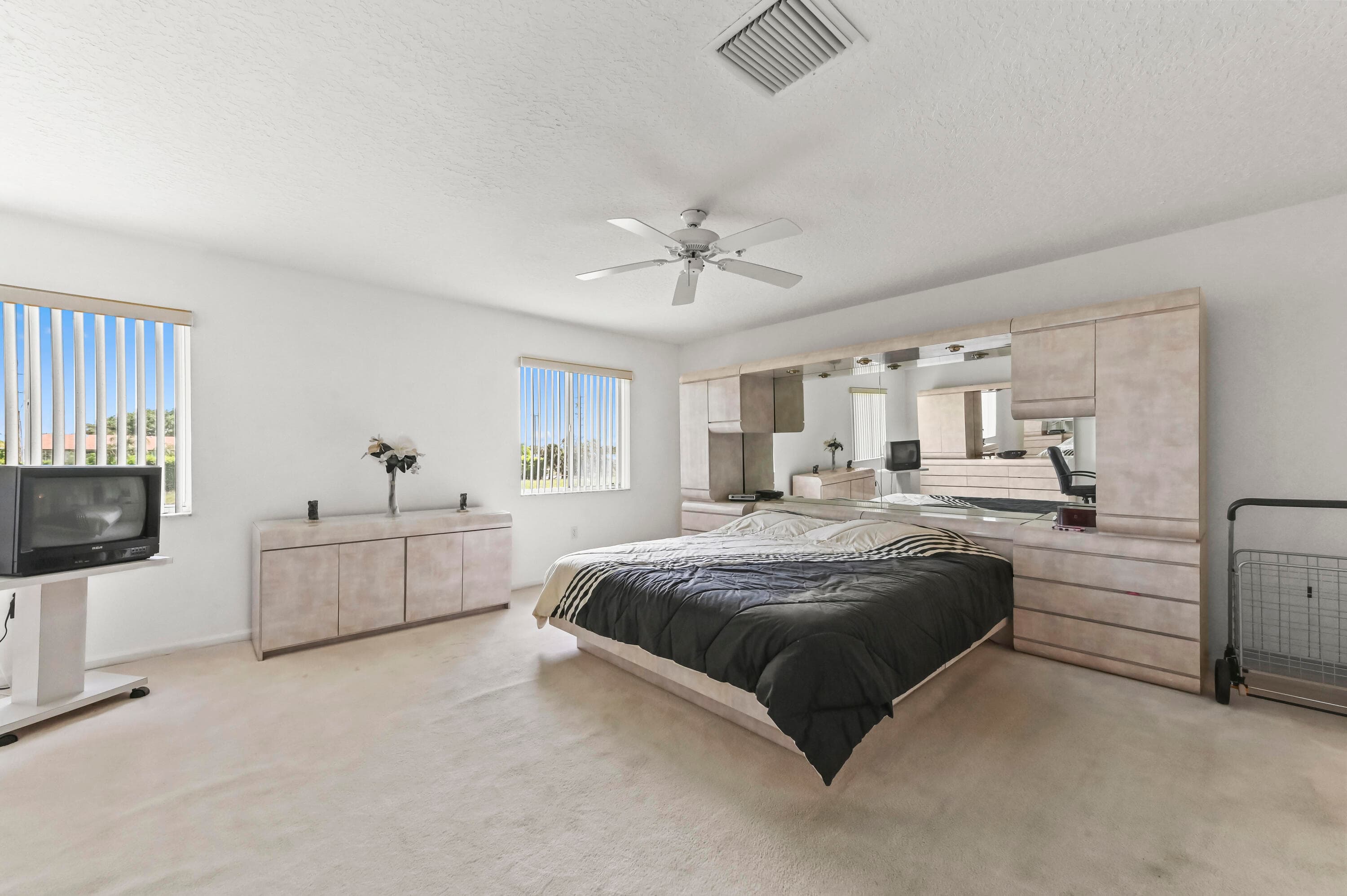 5952 Regal Glen Drive 207, Boynton Beach, FL 33437 16