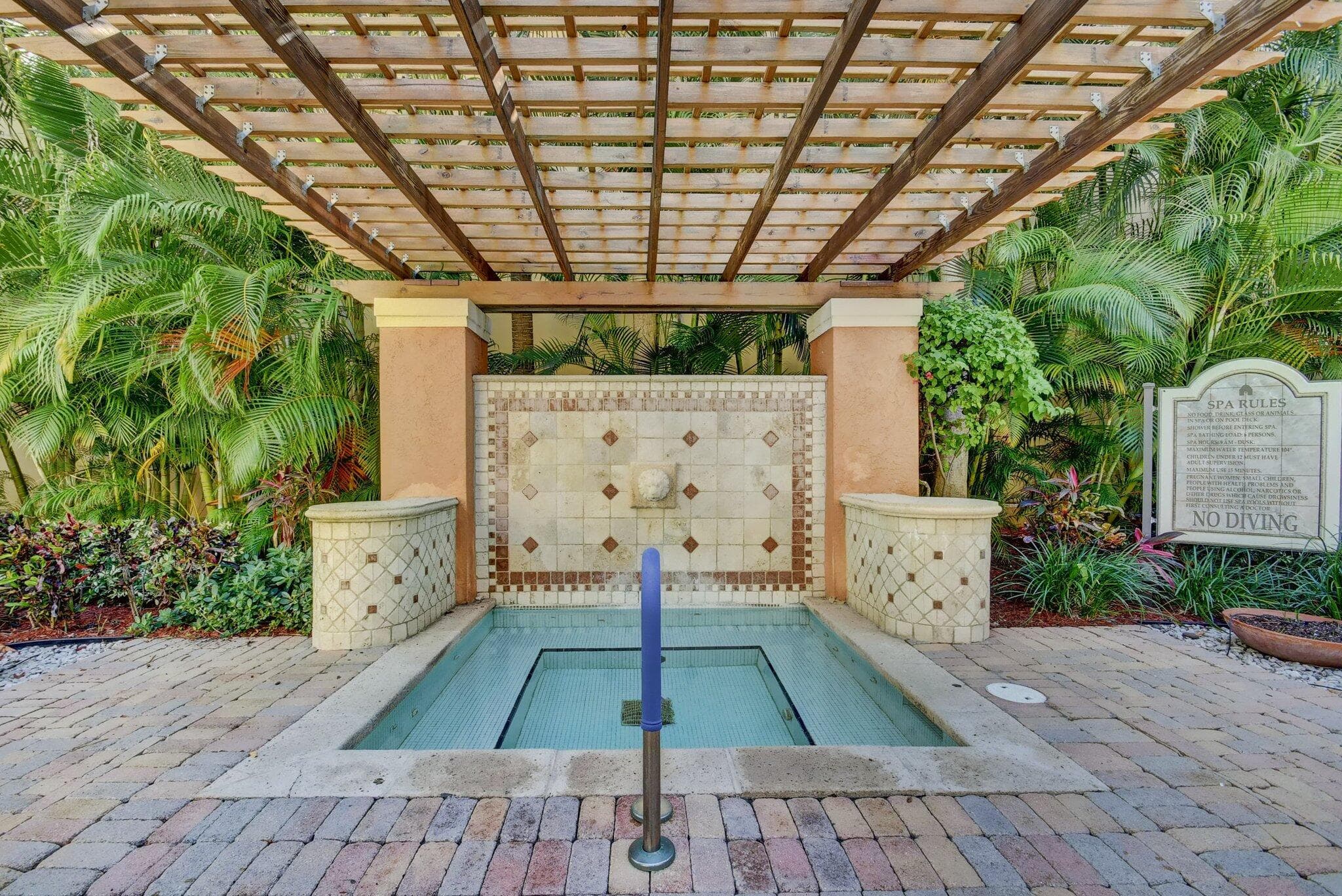 630 S Sapodilla Avenue 223, West Palm Beach, FL 33401 32
