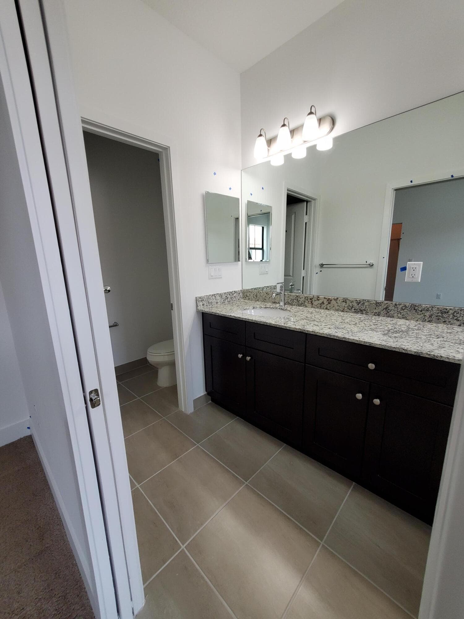 2022 S Oysterwood Lane S, Riviera Beach, FL 33410 3