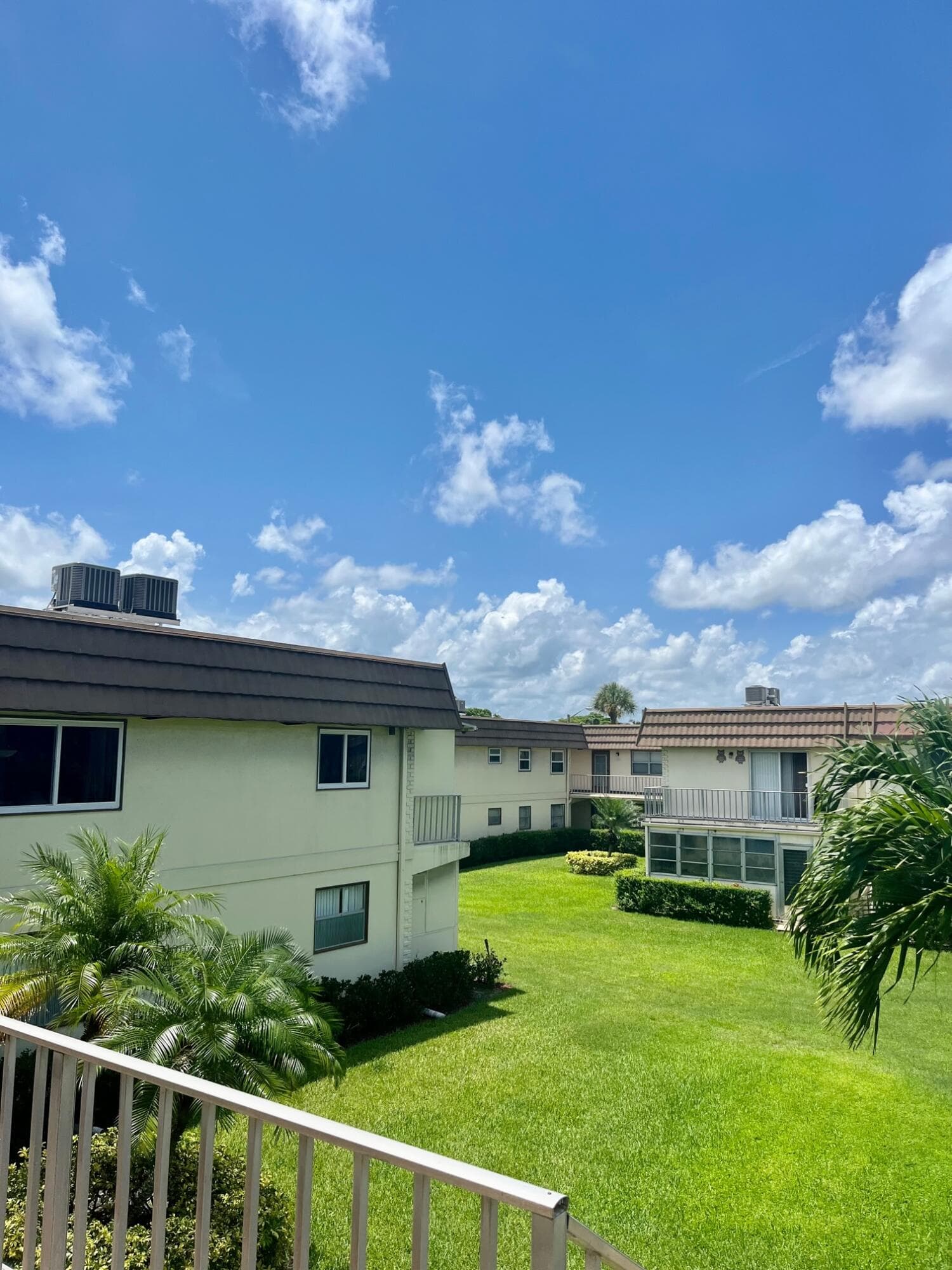 123 Saxony C, Delray Beach, FL 33446 32