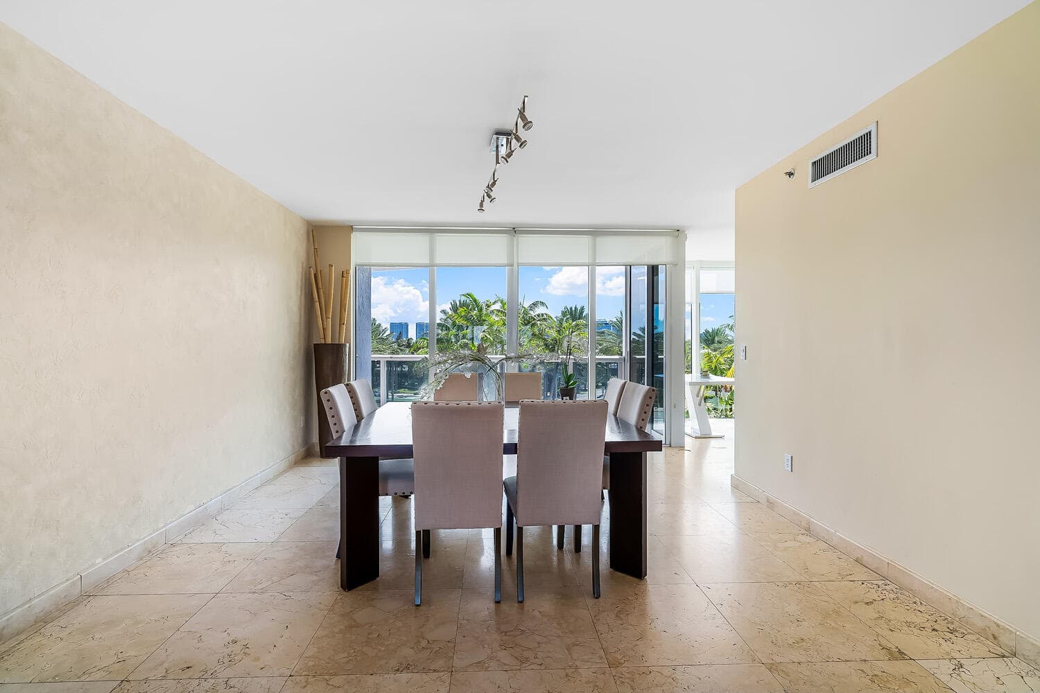18911 Collins Avenue 506, Sunny Isles Beach, FL 33160 24