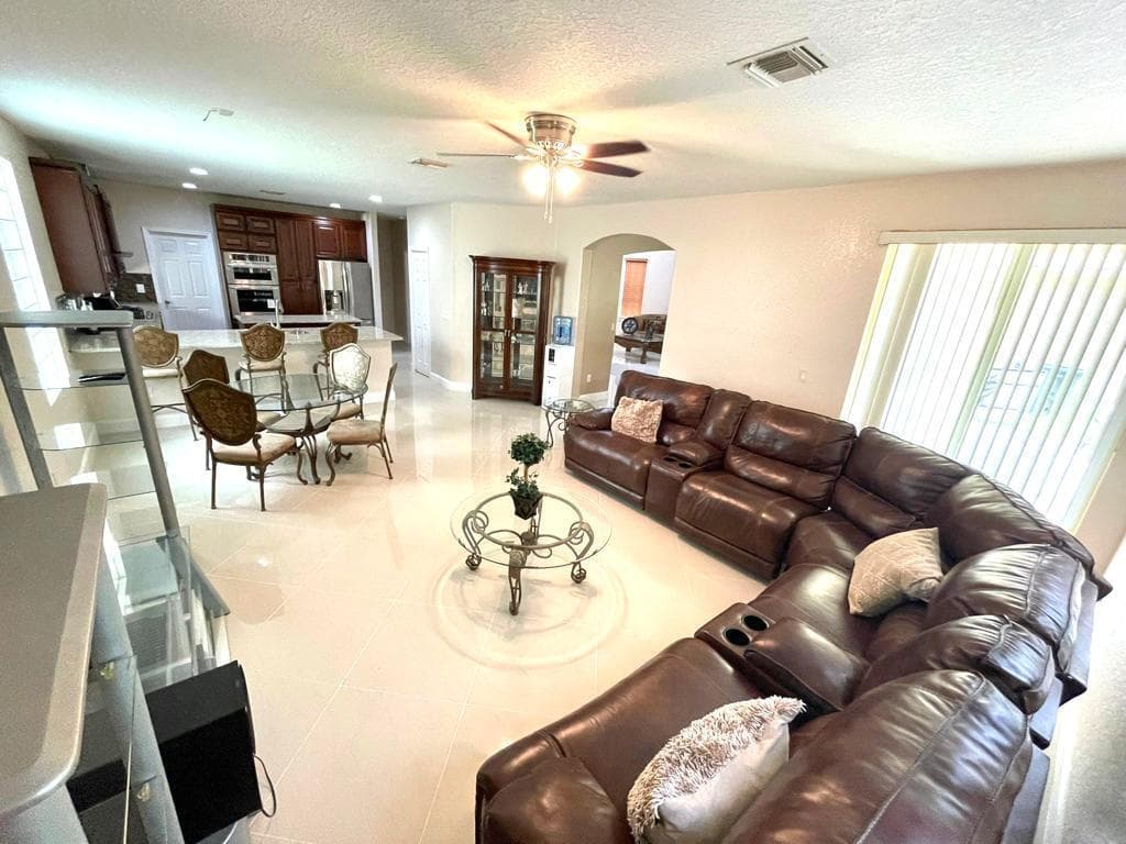 10454 Galleria Street, Wellington, FL 33414 9