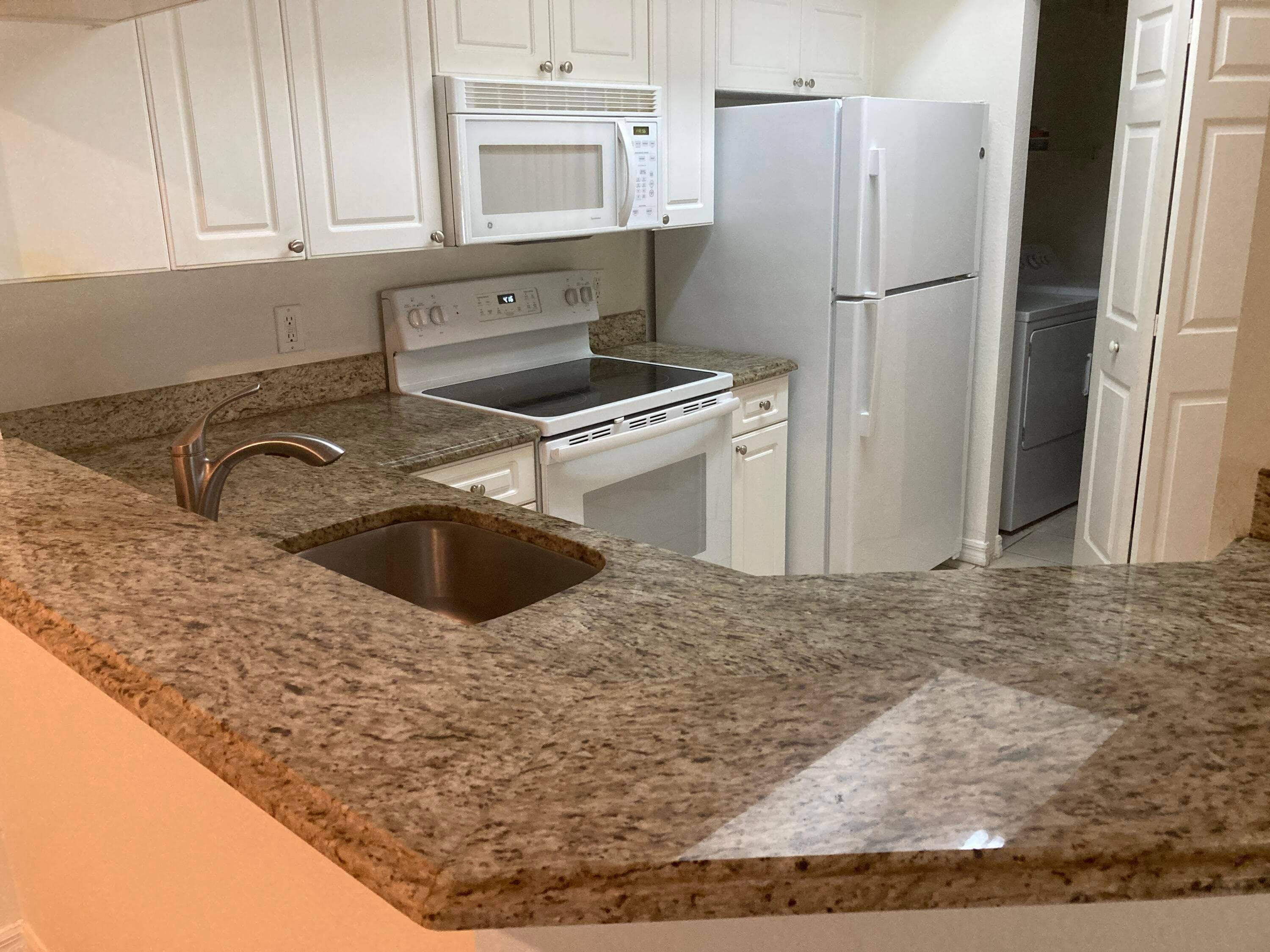 3018 Alcazar Place 103, Palm Beach Gardens, FL 33410 29