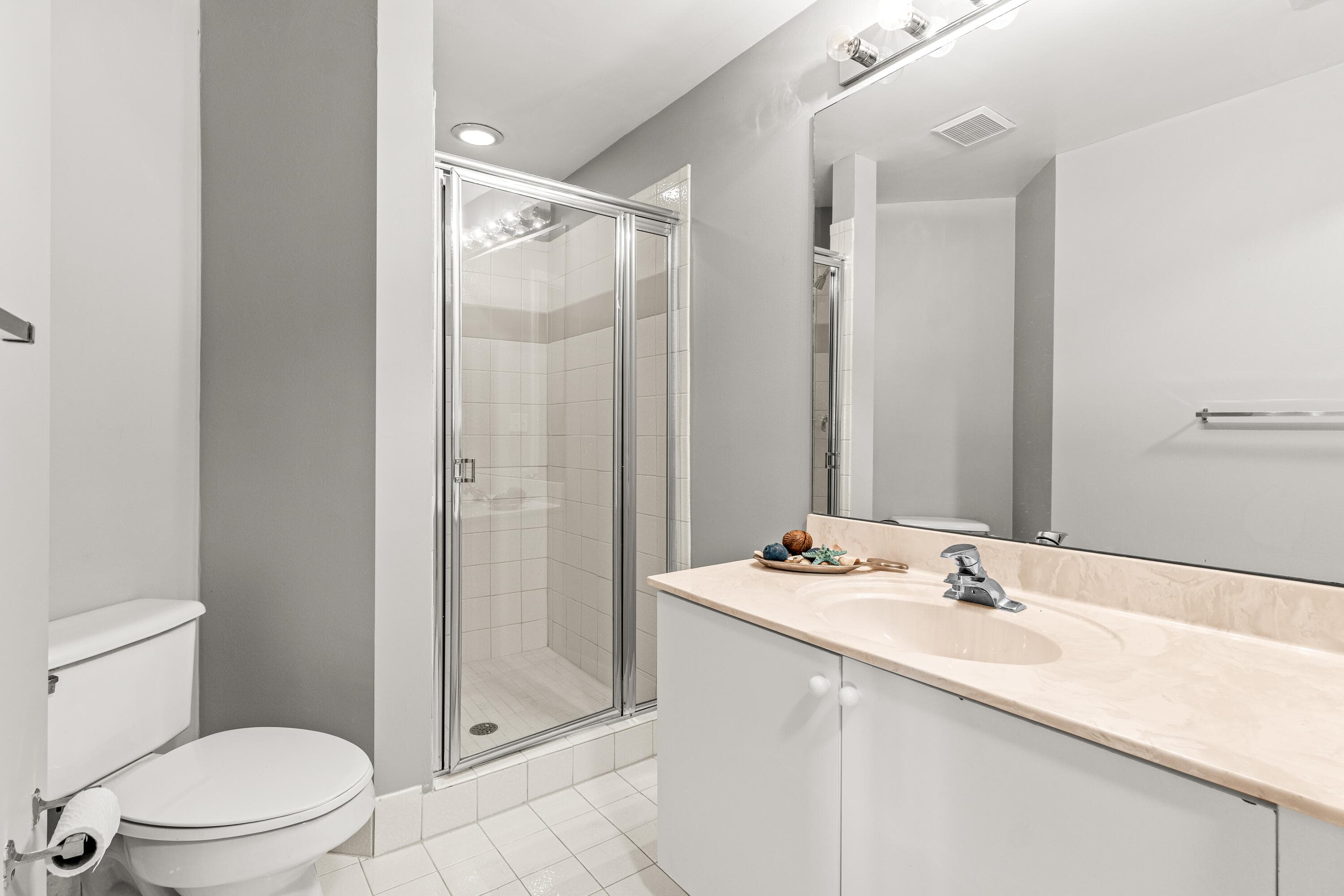 1951 Brandywine Road 59-303, West Palm Beach, FL 33409 12
