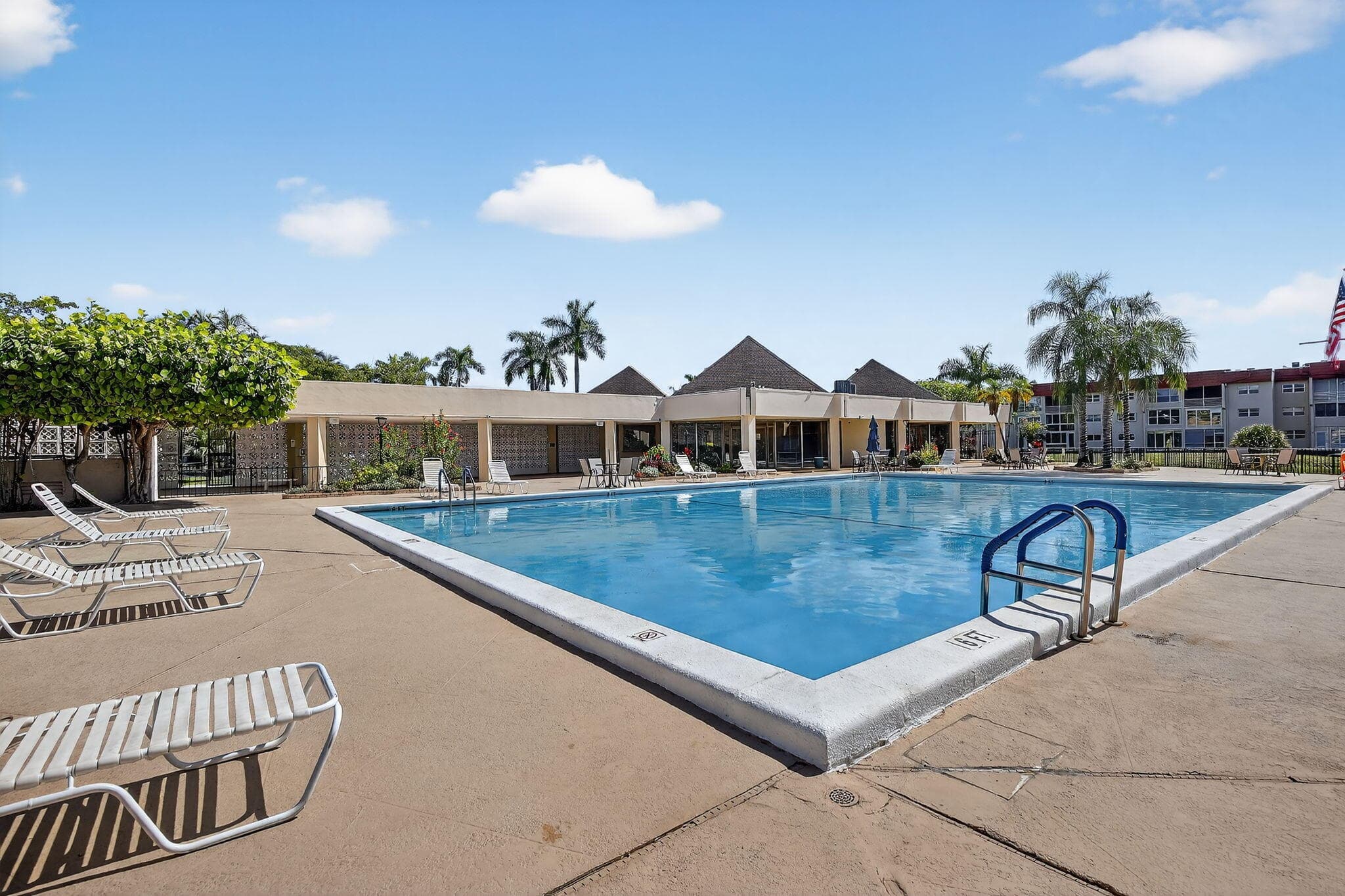 2951 Sunrise Lakes Drive E 107, Sunrise, FL 33322 28