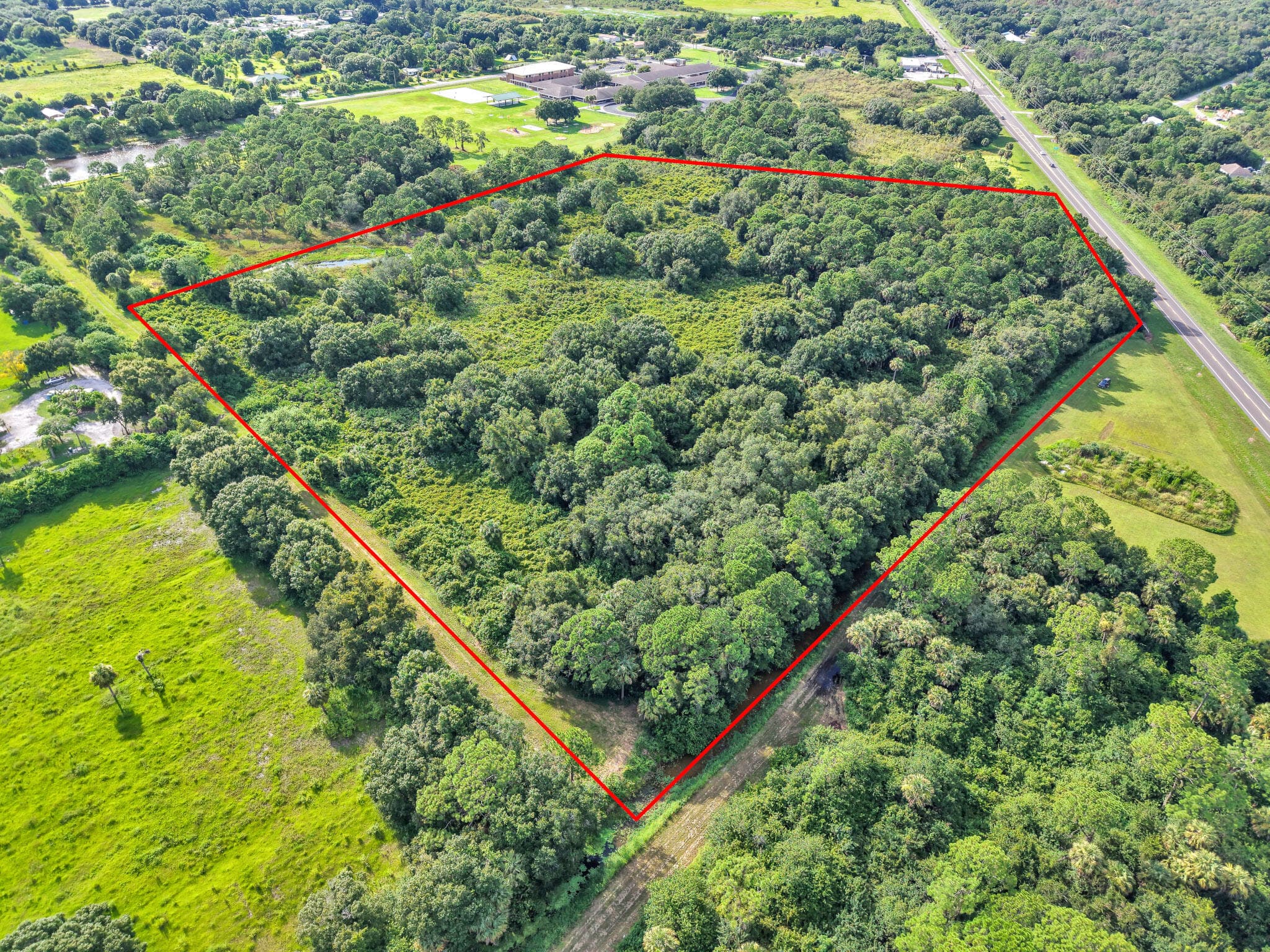 100 NW 38th Avenue, Okeechobee, FL 34972 18