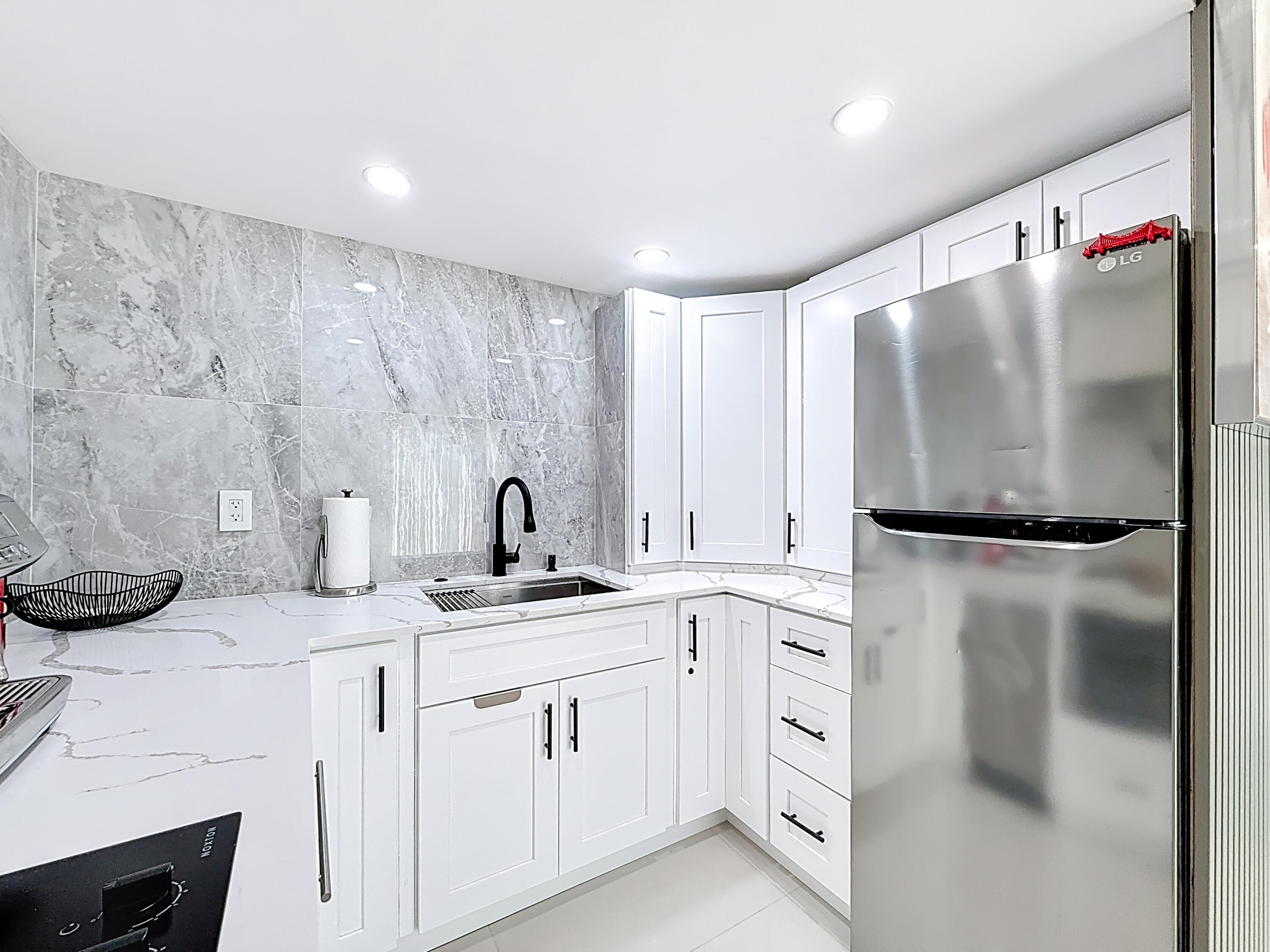 2601 NE 18th Street, Pompano Beach, FL 33062 32