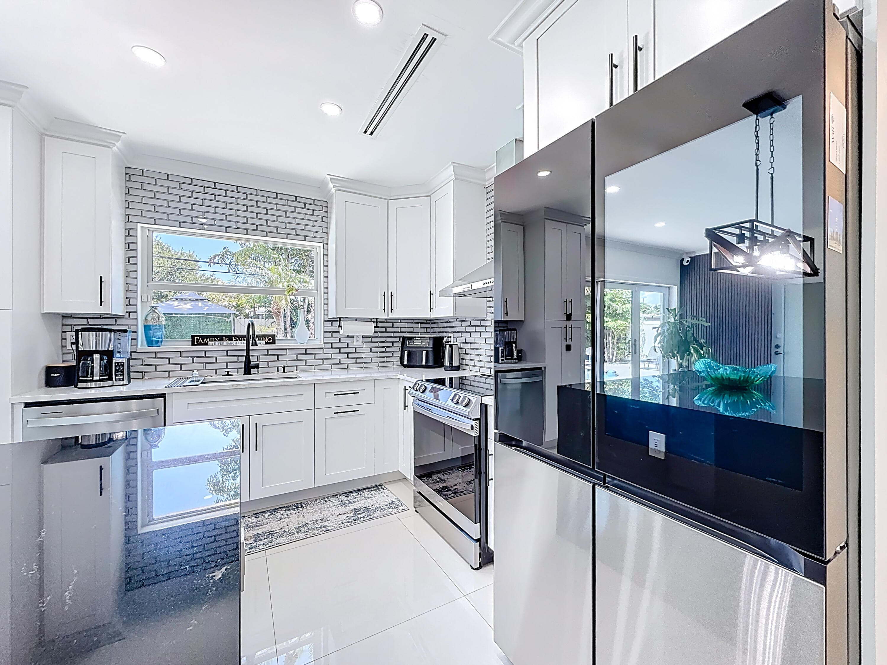 2601 NE 18th Street, Pompano Beach, FL 33062 64