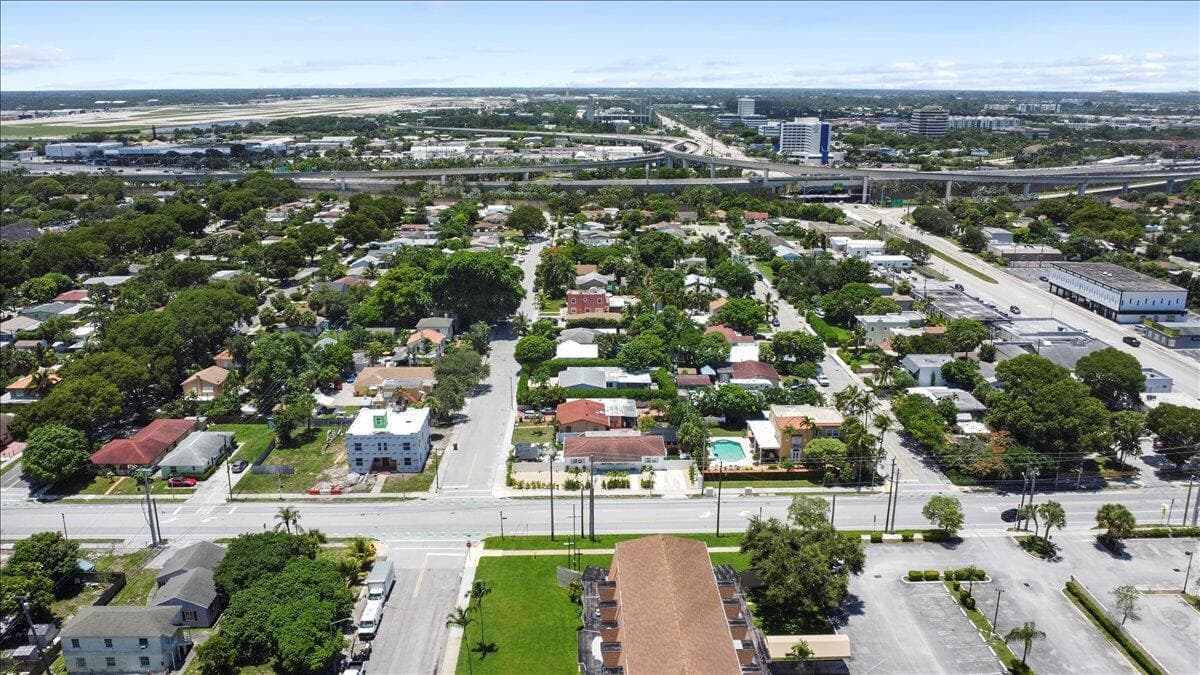 2741 Parker Avenue, West Palm Beach, FL 33405 22