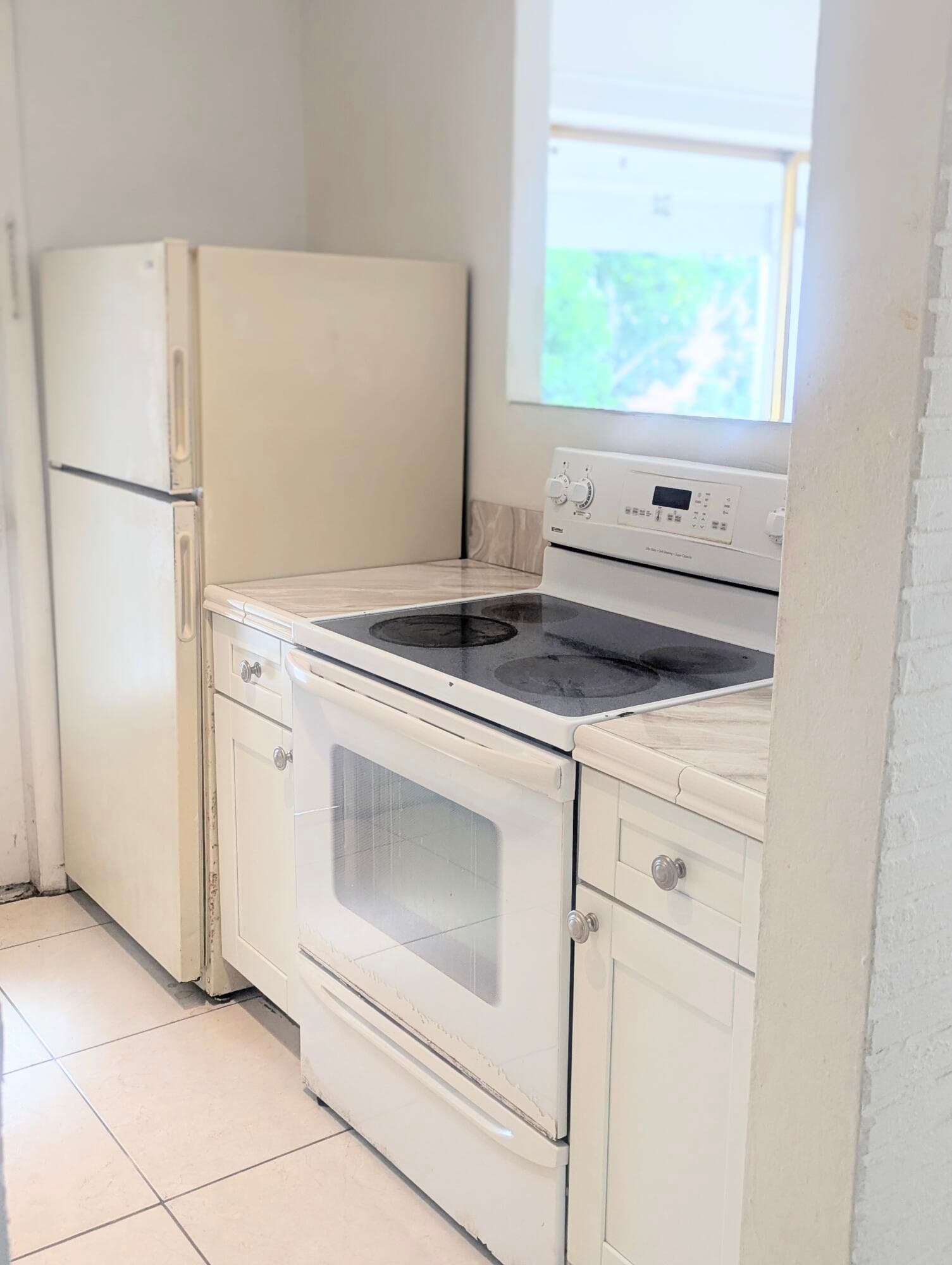 20400 NW 7th Avenue 202, Miami Gardens, FL 33169 3