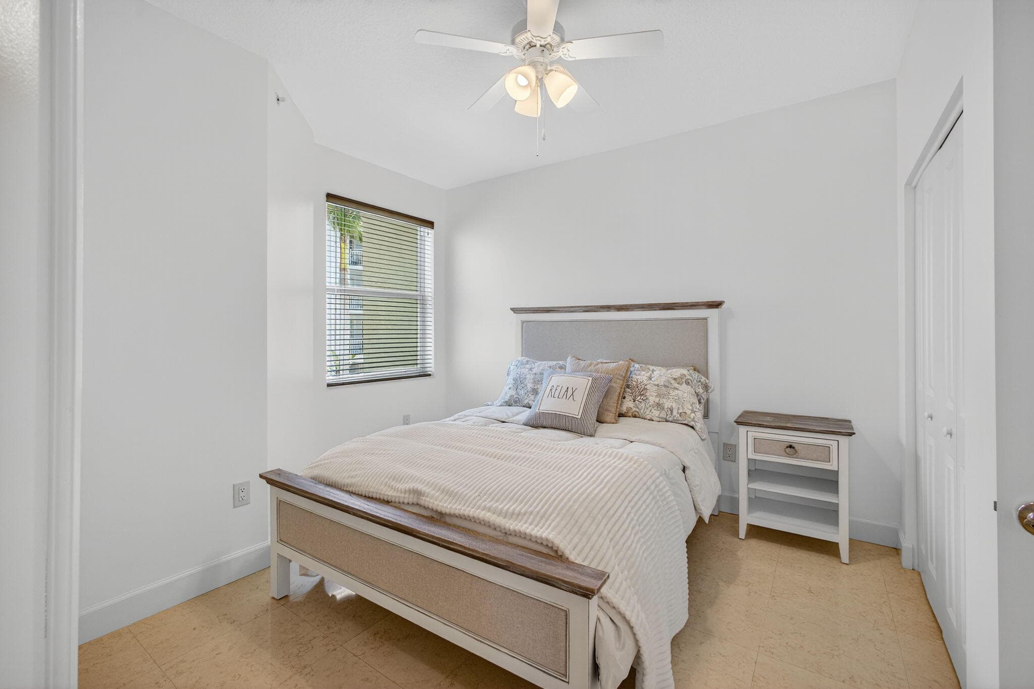 275 NW Flagler Avenue 204, Stuart, FL 34994 23
