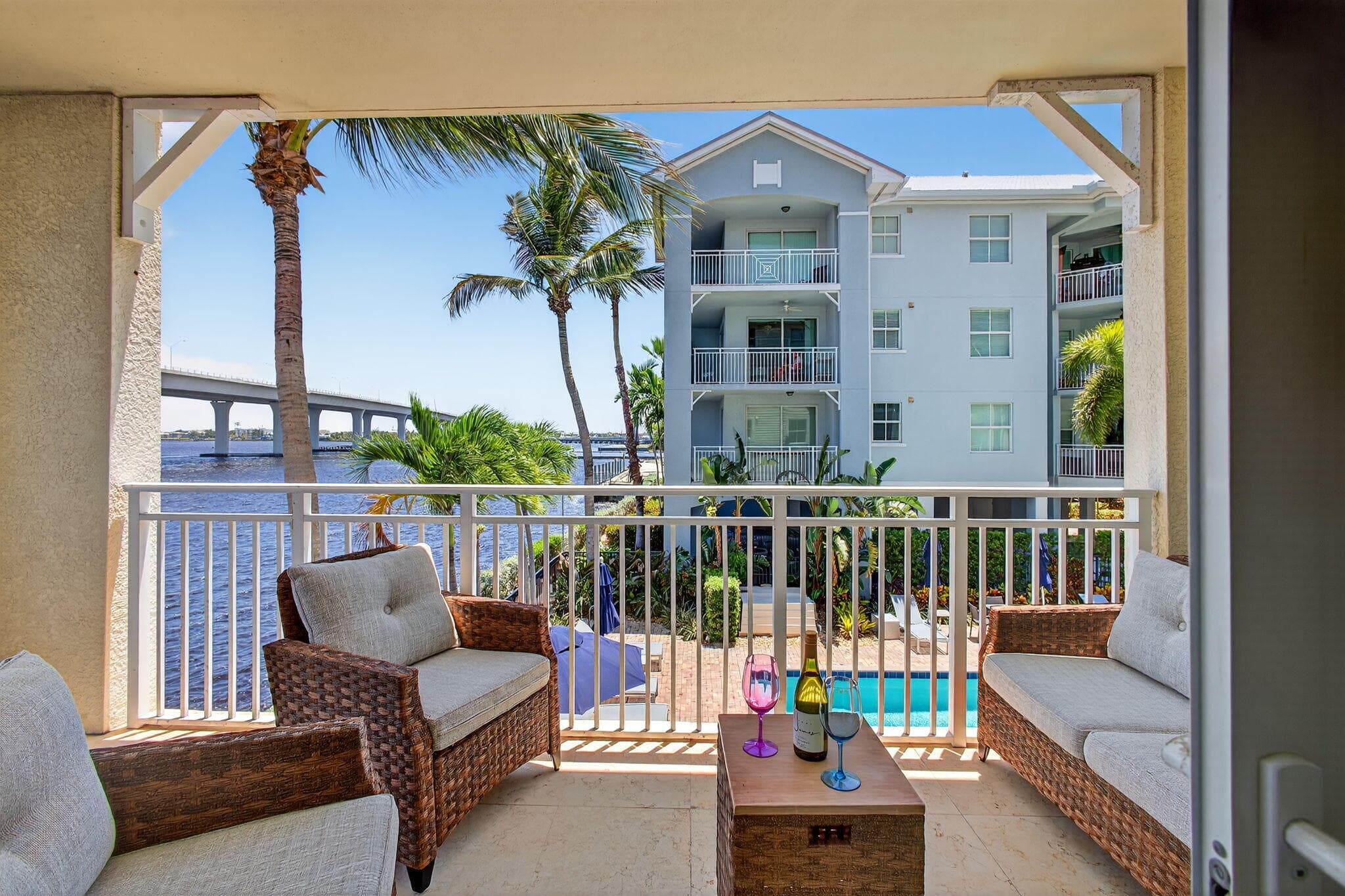 275 NW Flagler Avenue 204, Stuart, FL 34994 28
