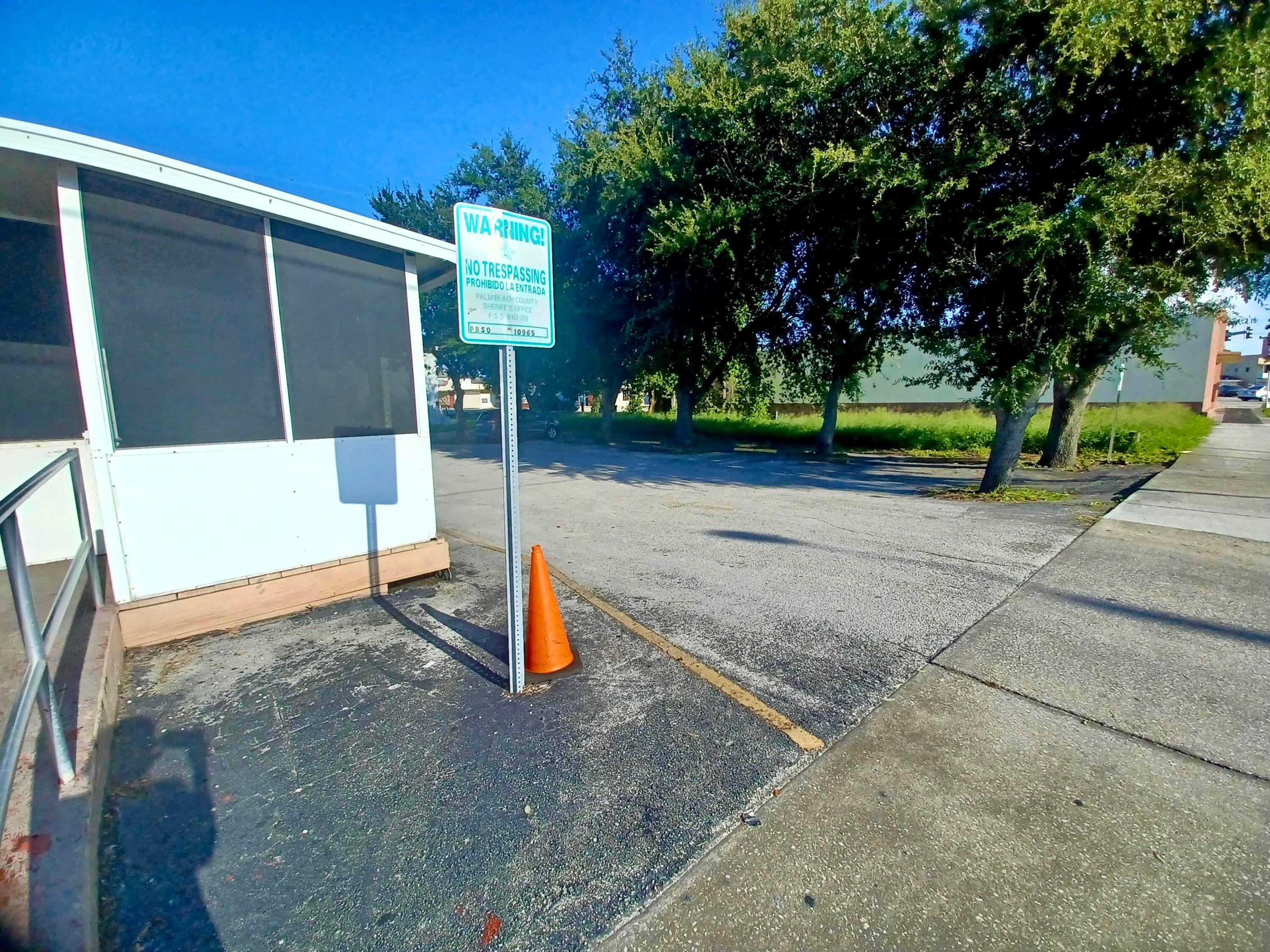 149 S Lake Avenue, Pahokee, FL 33476 22