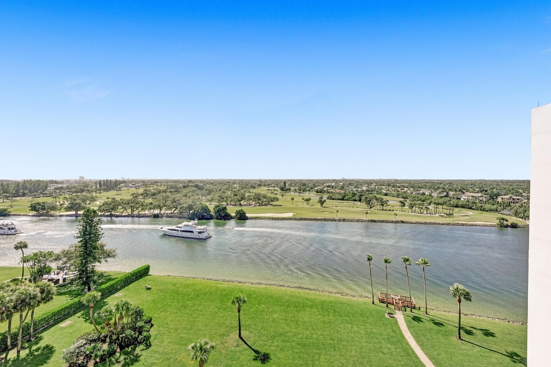 356 Golfview Road 609, North Palm Beach, FL 33408 87