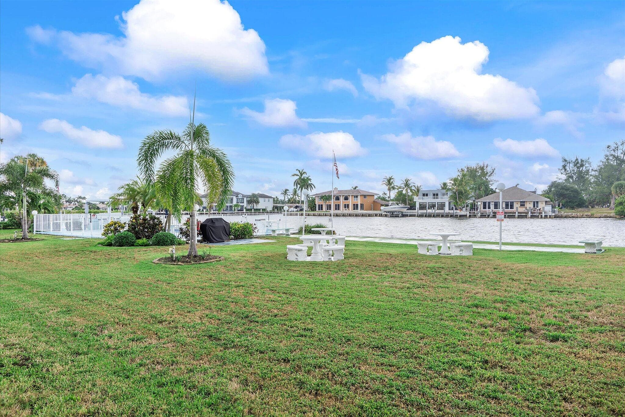 1001 N Riverside Drive 104, Pompano Beach, FL 33062 13