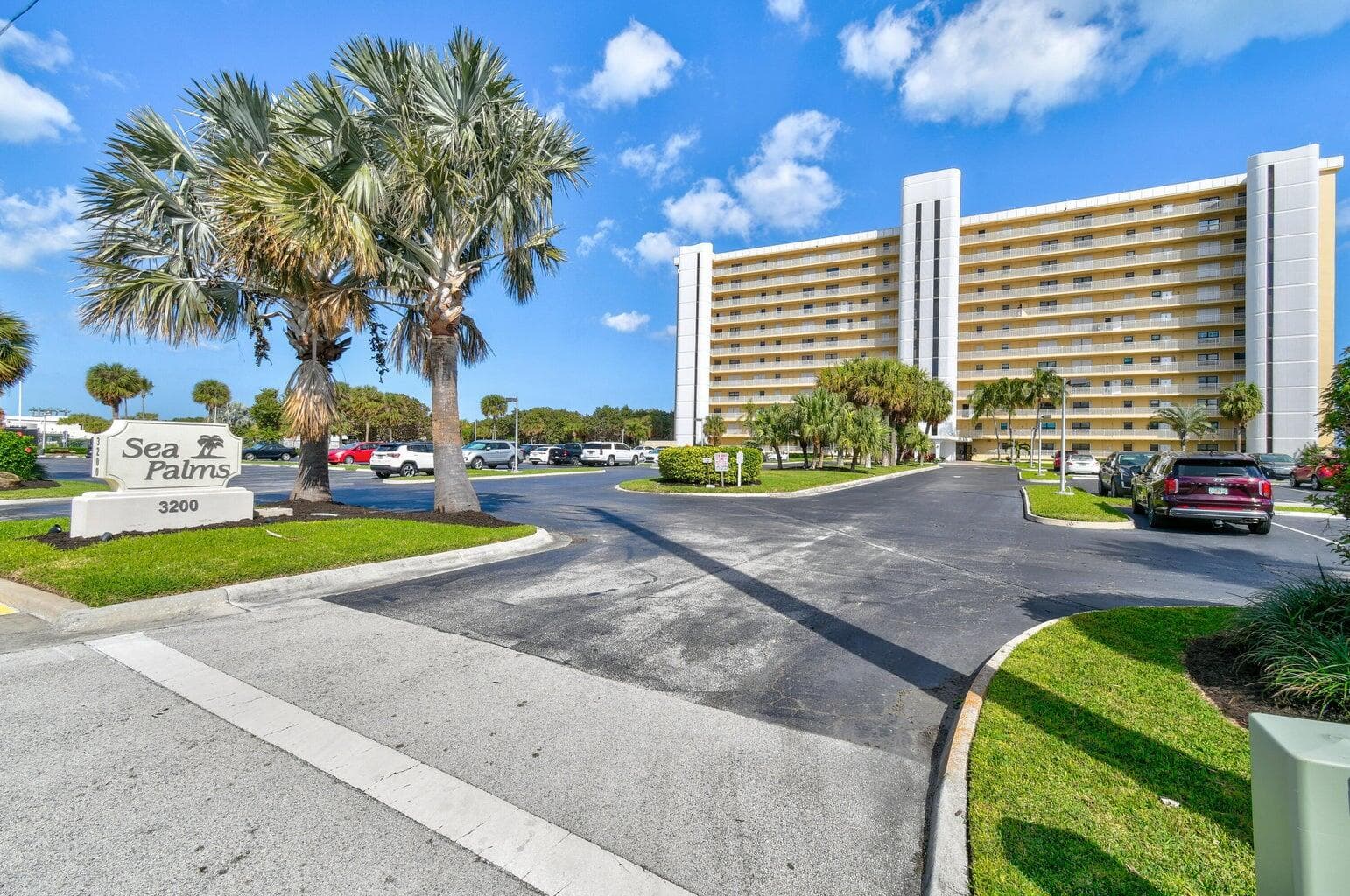 3200 N Highway A1a 209, Hutchinson Island, FL 34949 2