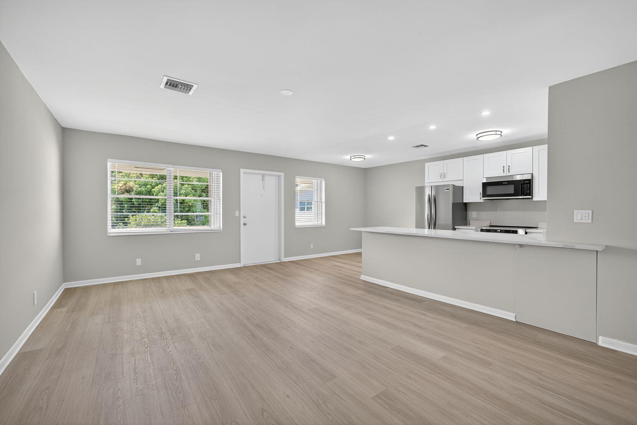 42 Easthampton B, West Palm Beach, FL 33417 4