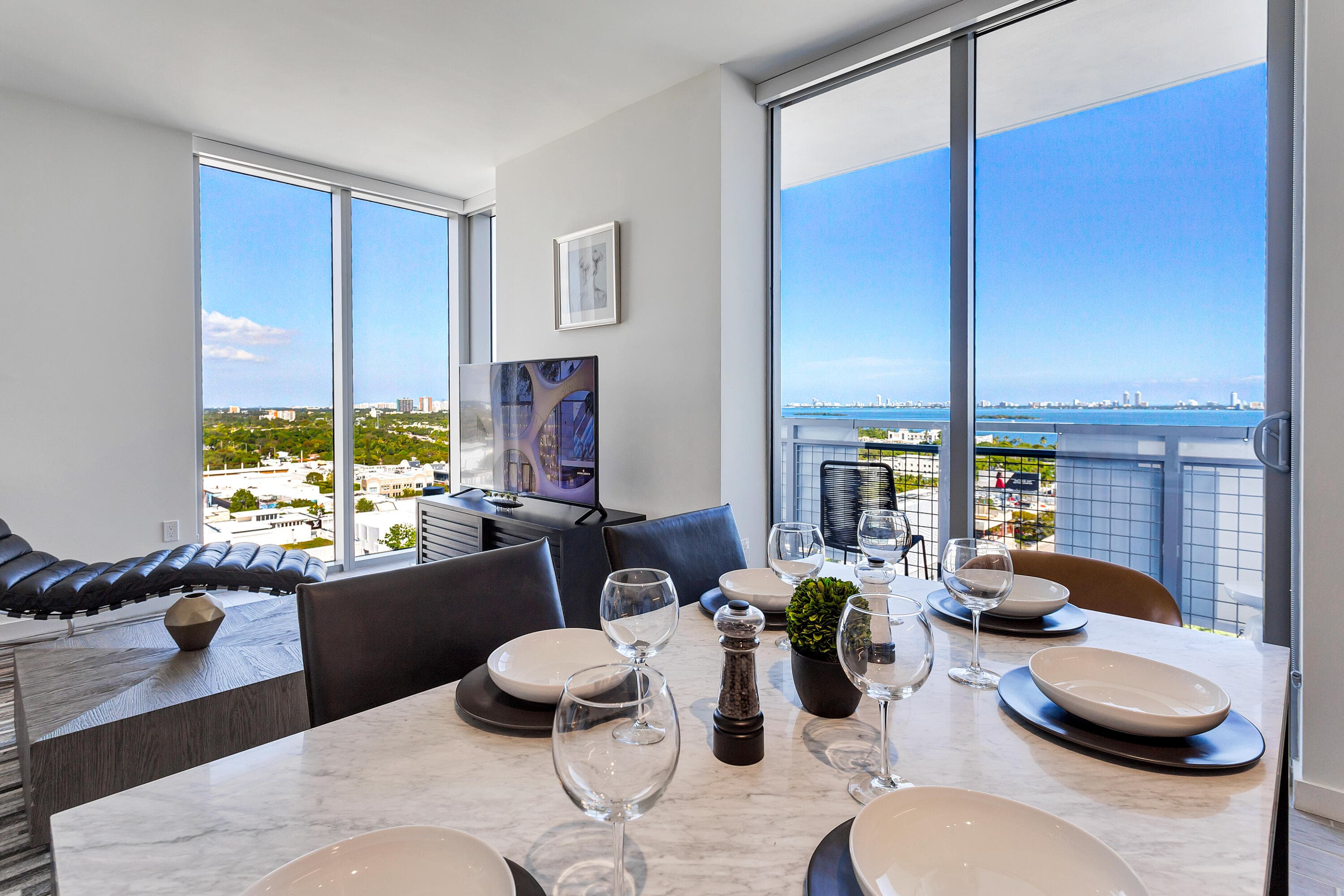 3635 NE 1st Avenue 801, Miami, FL 33137 14