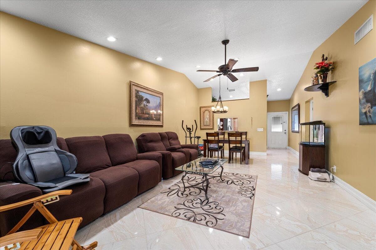 630 Sea Pine Way A, Greenacres, FL 33415 8